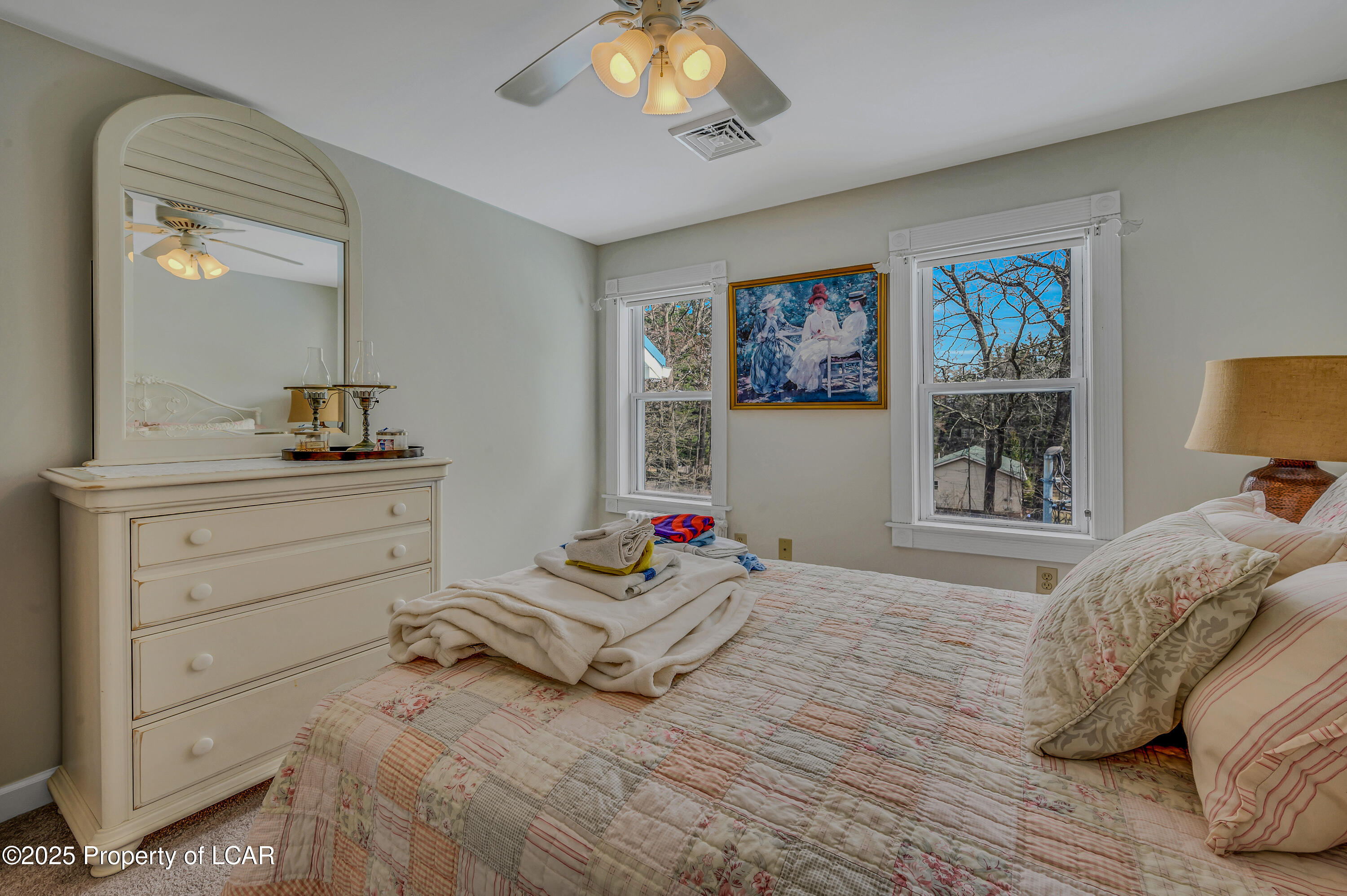 225 Queen Of Peace Road, Harveys Lake, Pennsylvania image 39