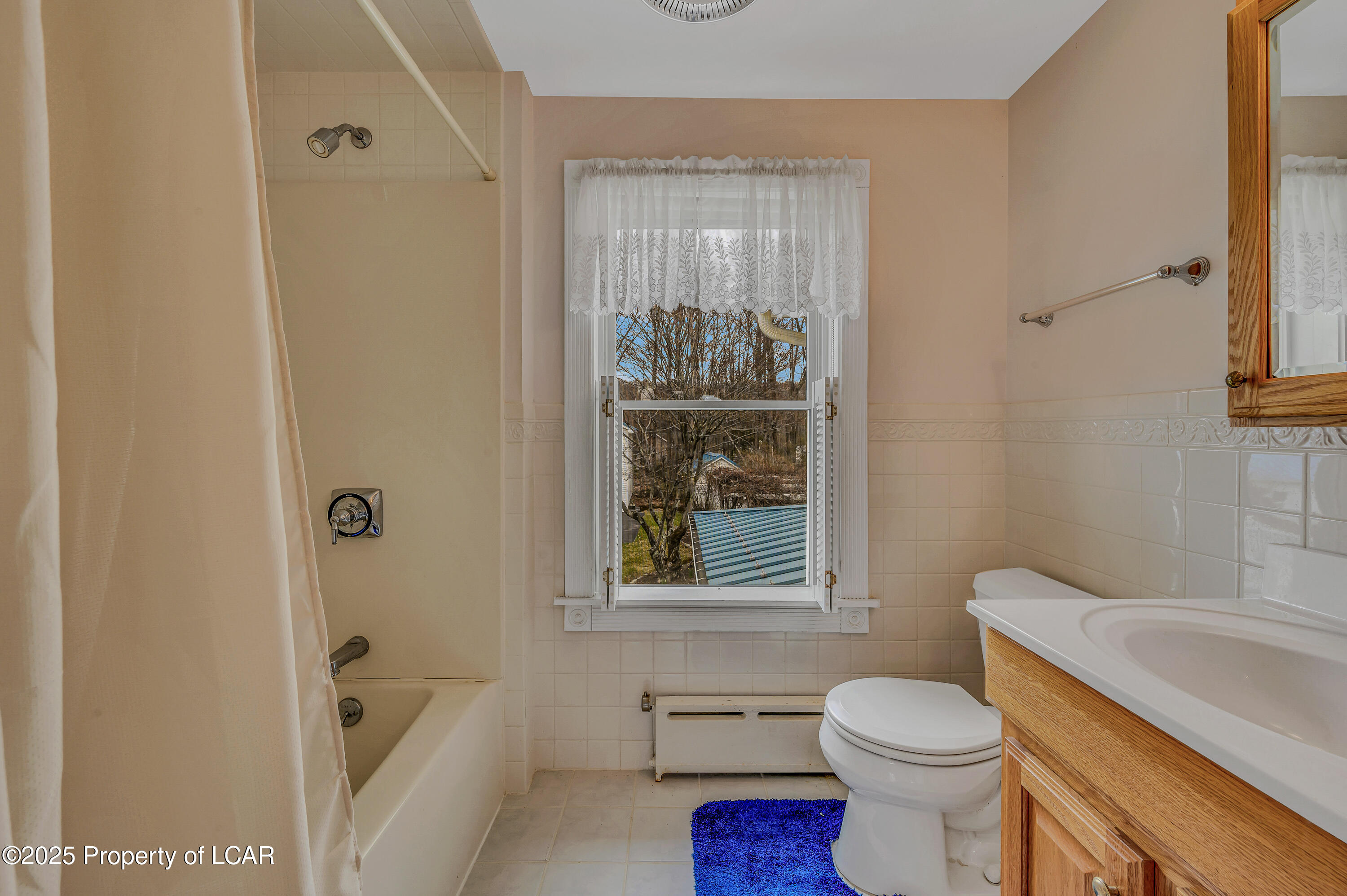 225 Queen Of Peace Road, Harveys Lake, Pennsylvania image 33