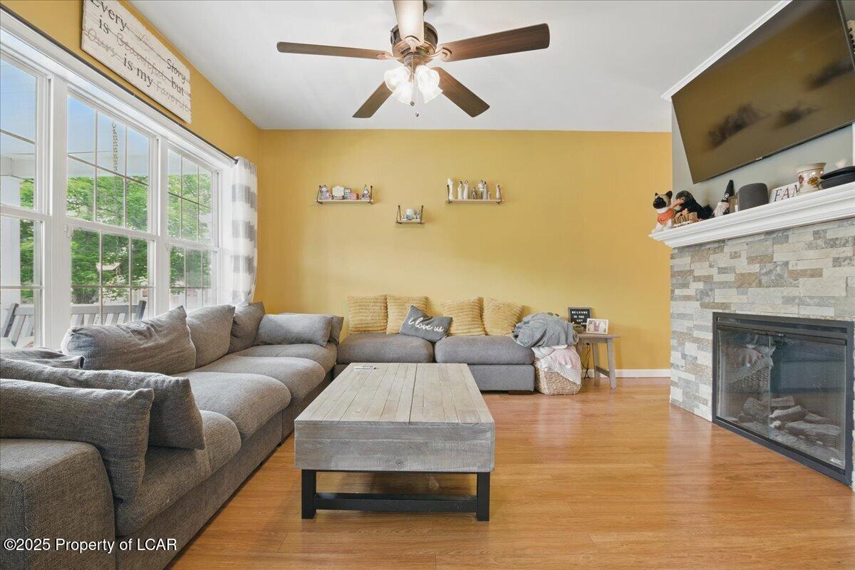 1382 SW Murray Street, Forty Fort, Idaho image 13