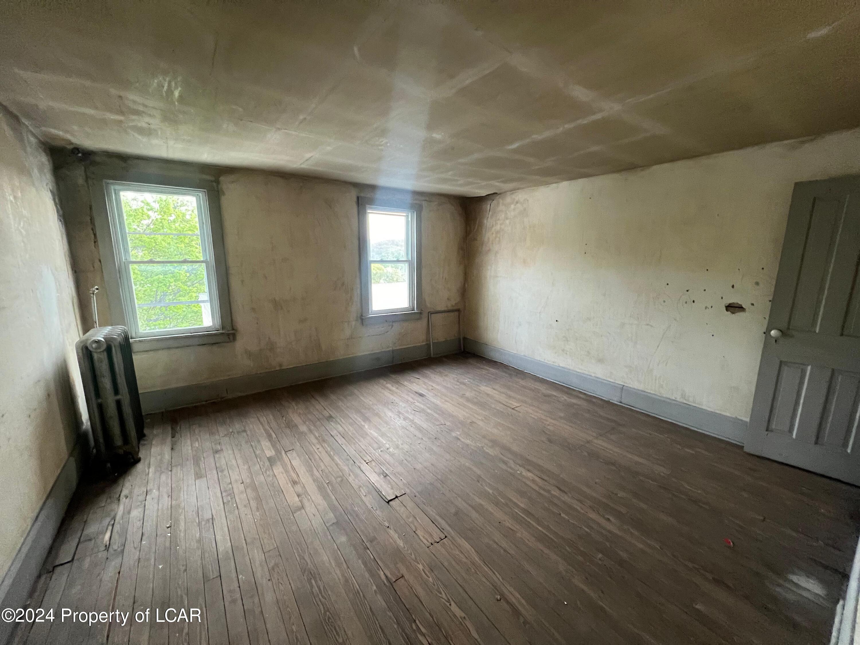922 Dewart Street, Shamokin, Pennsylvania image 9