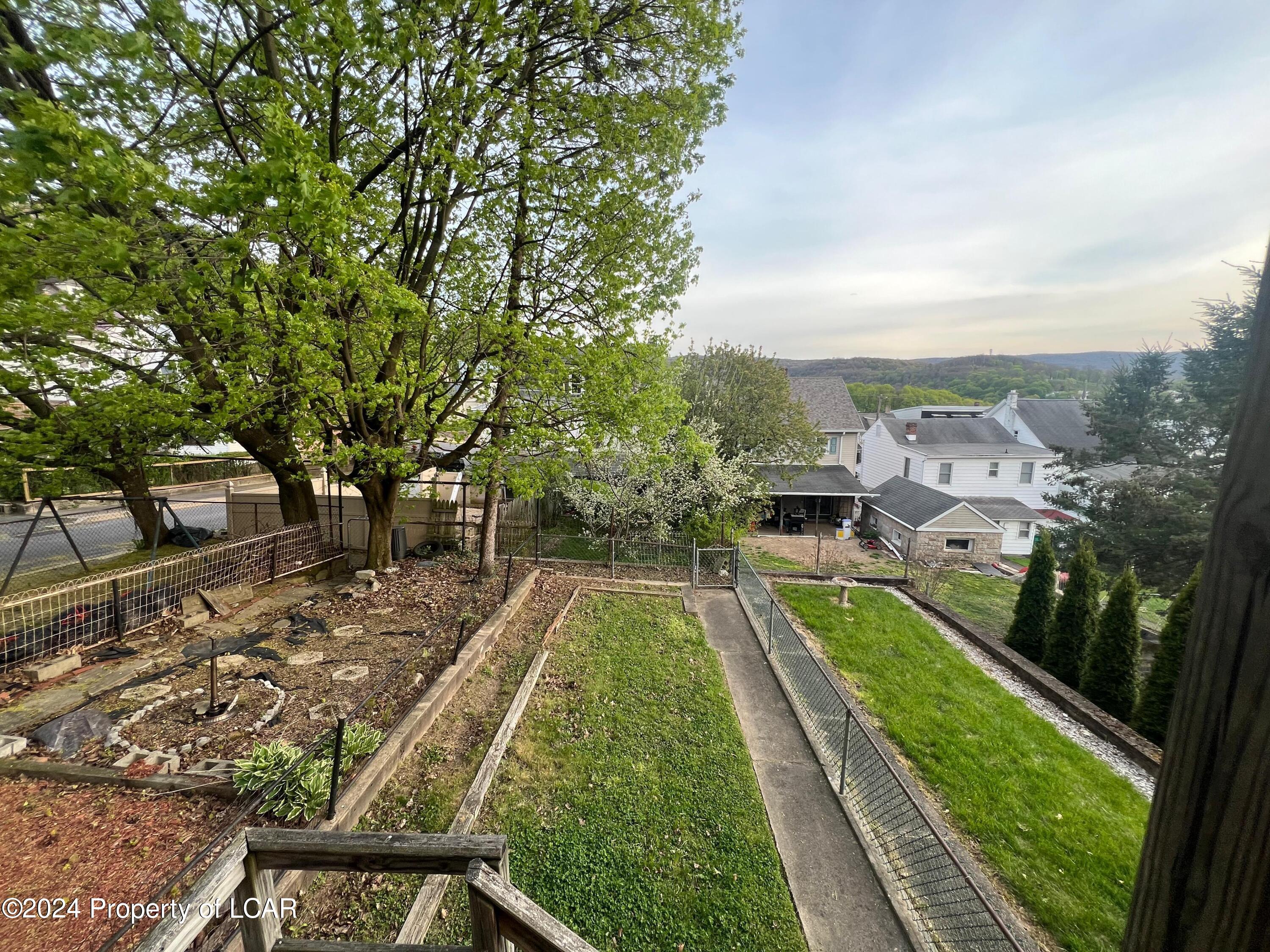 922 Dewart Street, Shamokin, Pennsylvania image 16