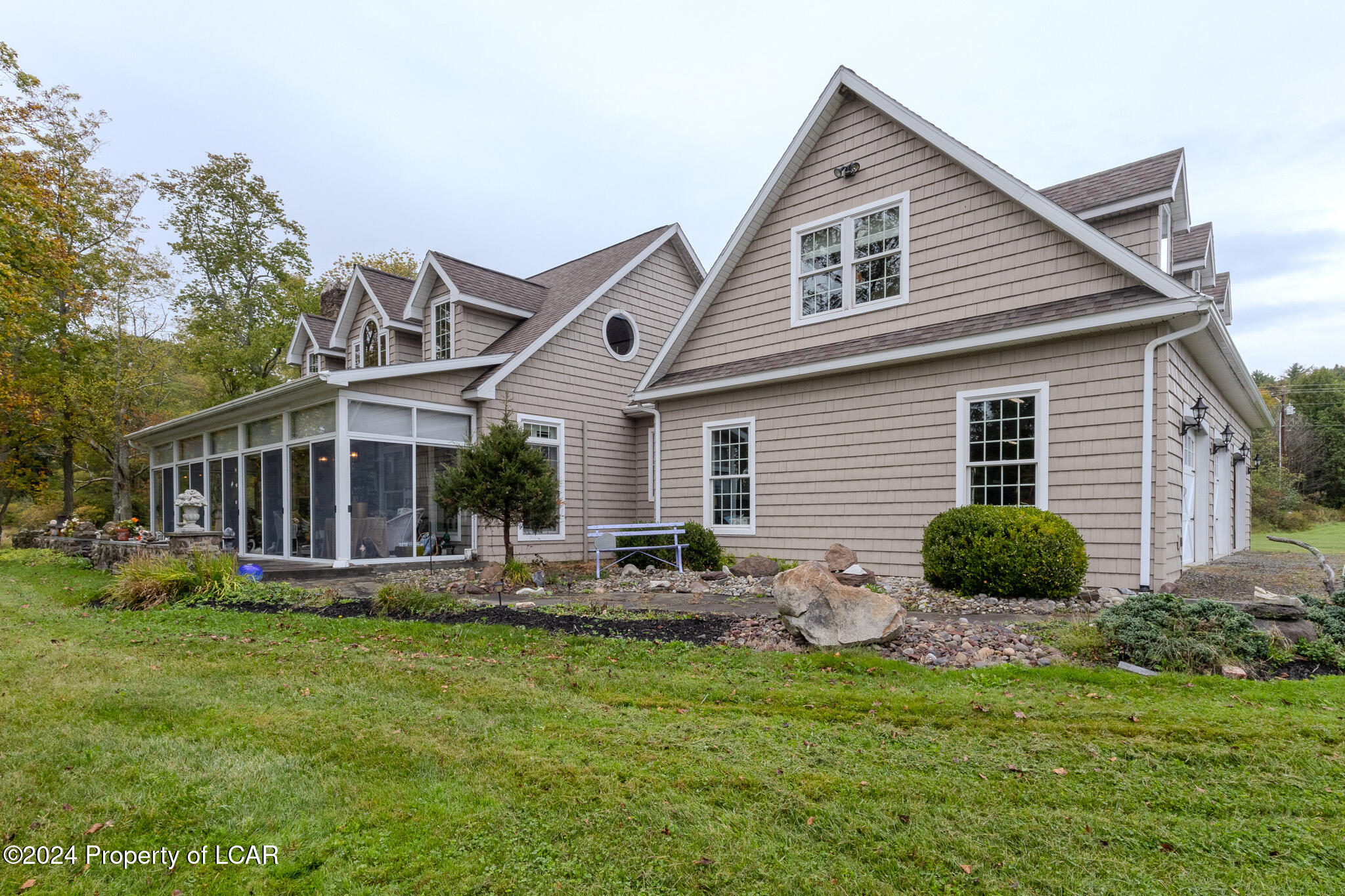 Laceyville, Pennsylvania 18623, United States, 3 Bedrooms Bedrooms, ,3 BathroomsBathrooms,Residential,Active,22182