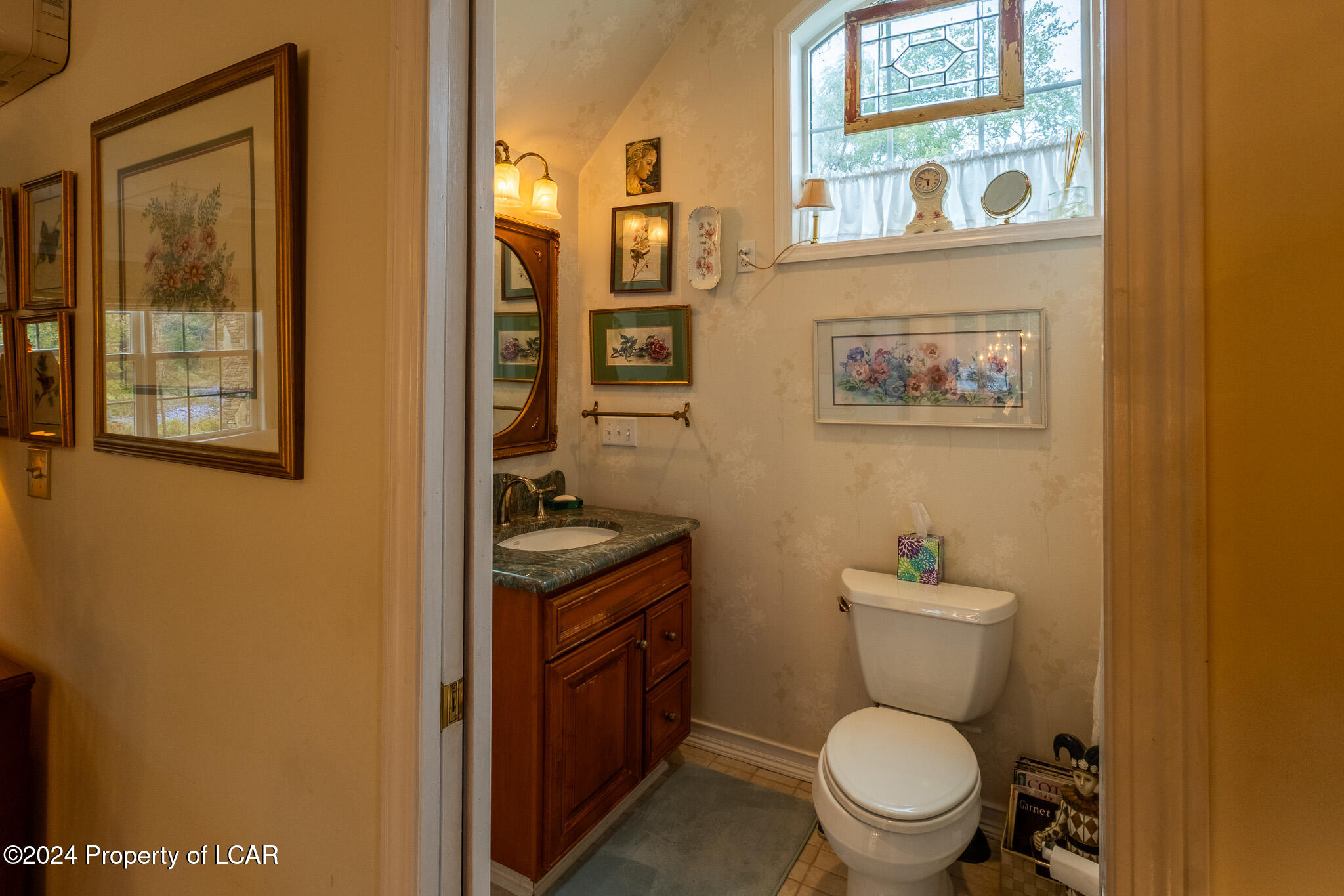 Laceyville, Pennsylvania 18623, United States, 3 Bedrooms Bedrooms, ,3 BathroomsBathrooms,Residential,Active,22182