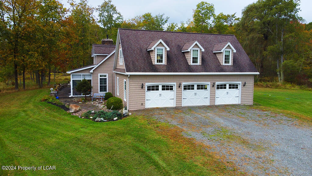 Laceyville, Pennsylvania 18623, United States, 3 Bedrooms Bedrooms, ,3 BathroomsBathrooms,Residential,Active,22182