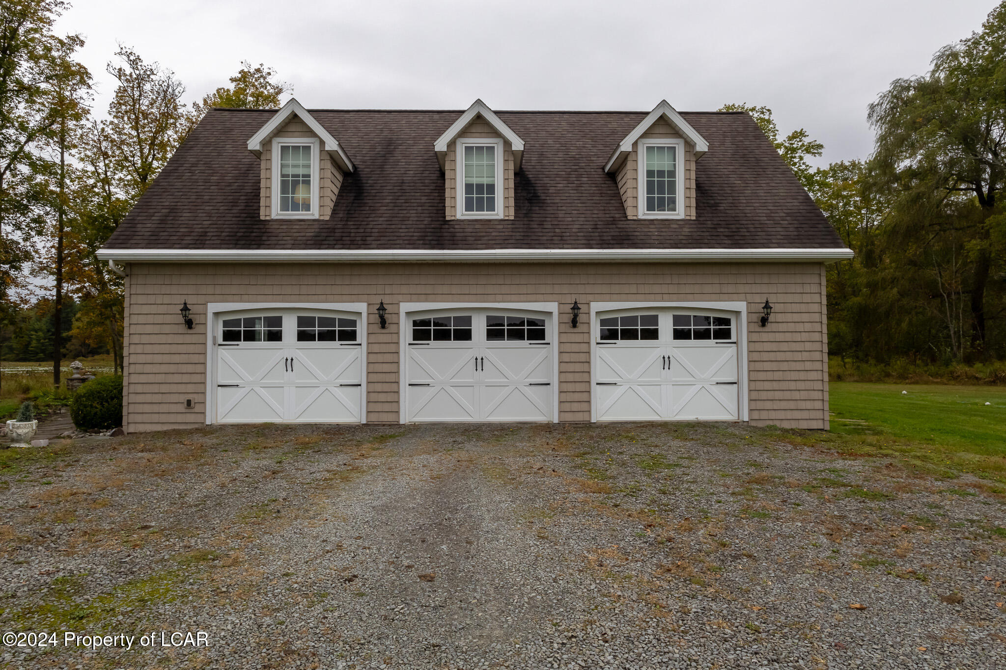 Laceyville, Pennsylvania 18623, United States, 3 Bedrooms Bedrooms, ,3 BathroomsBathrooms,Residential,Active,22182