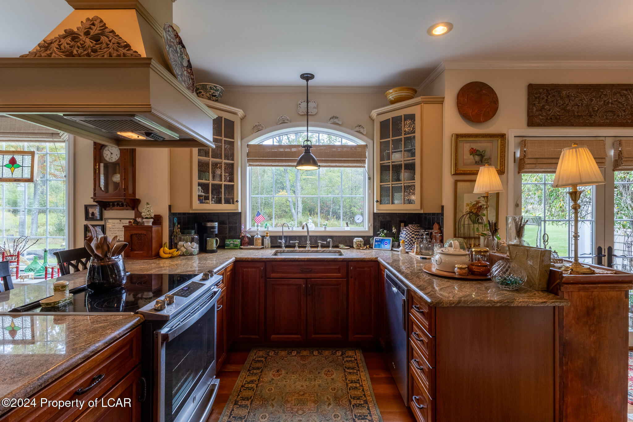 Laceyville, Pennsylvania 18623, United States, 3 Bedrooms Bedrooms, ,3 BathroomsBathrooms,Residential,Active,22182