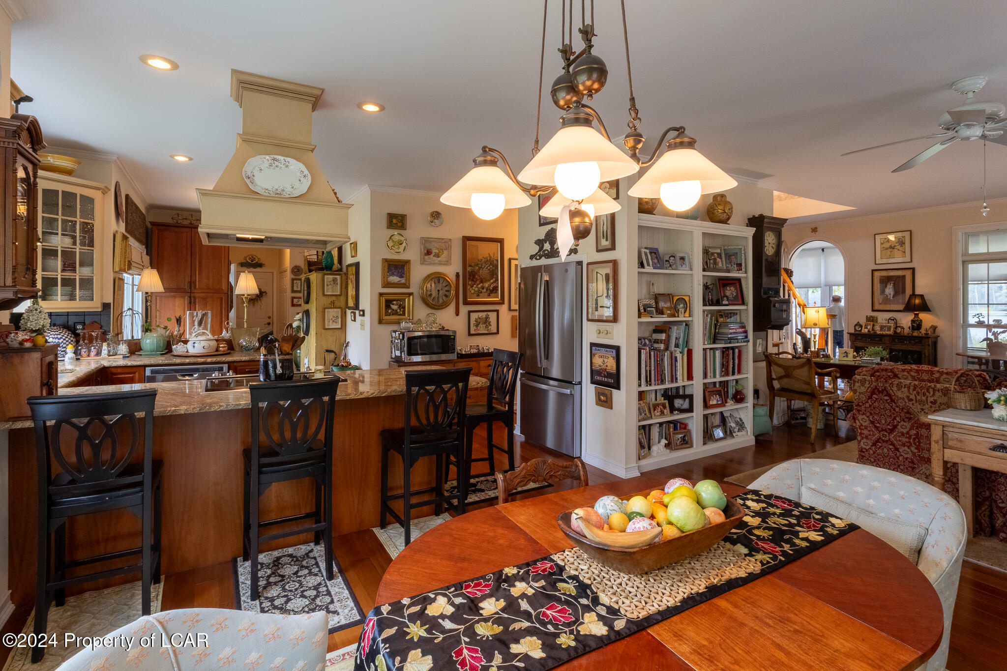 Laceyville, Pennsylvania 18623, United States, 3 Bedrooms Bedrooms, ,3 BathroomsBathrooms,Residential,Active,22182