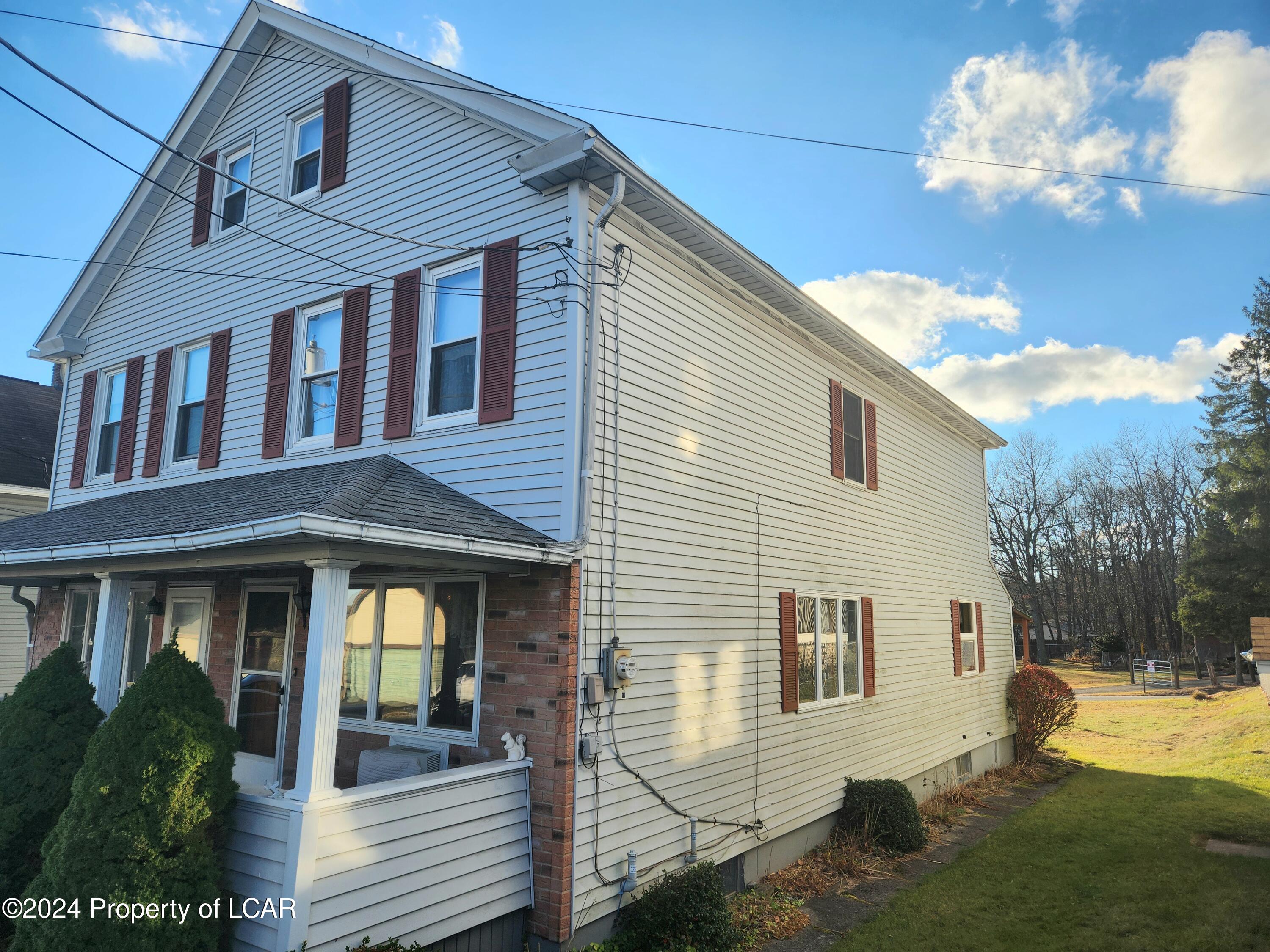 522 N Calmia Street, Freeland, Pennsylvania image 3