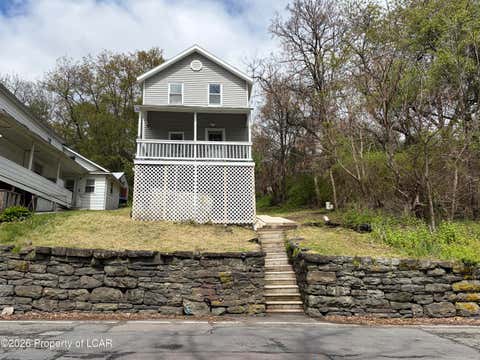 Homes For Sale - 66 Smith Row<br/> Plymouth, PA 18651