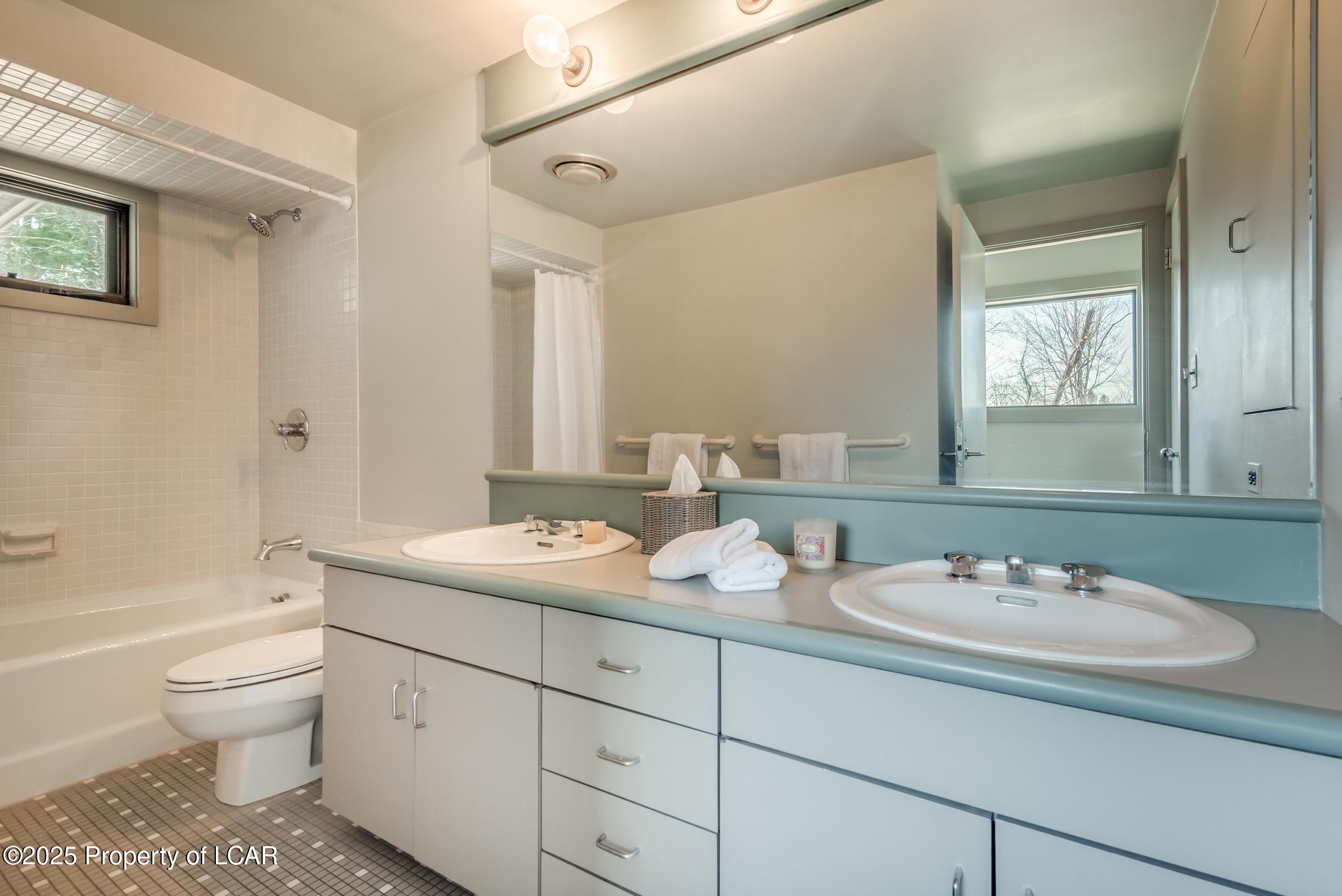 1312 Sutton Road, Shavertown, Texas image 24