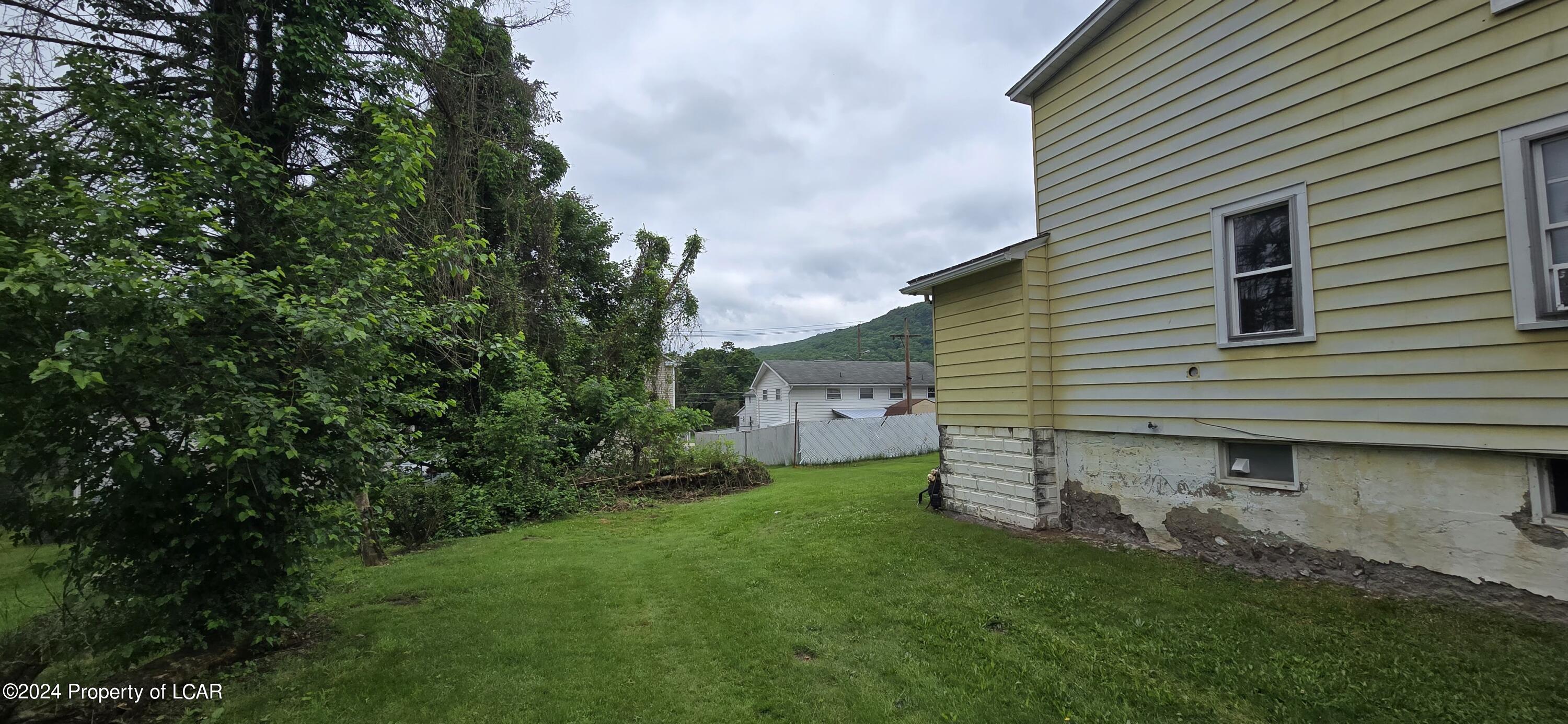 Mocanaqua, Pennsylvania 18655, United States, 8 Bedrooms Bedrooms, ,Residential,Active,56830