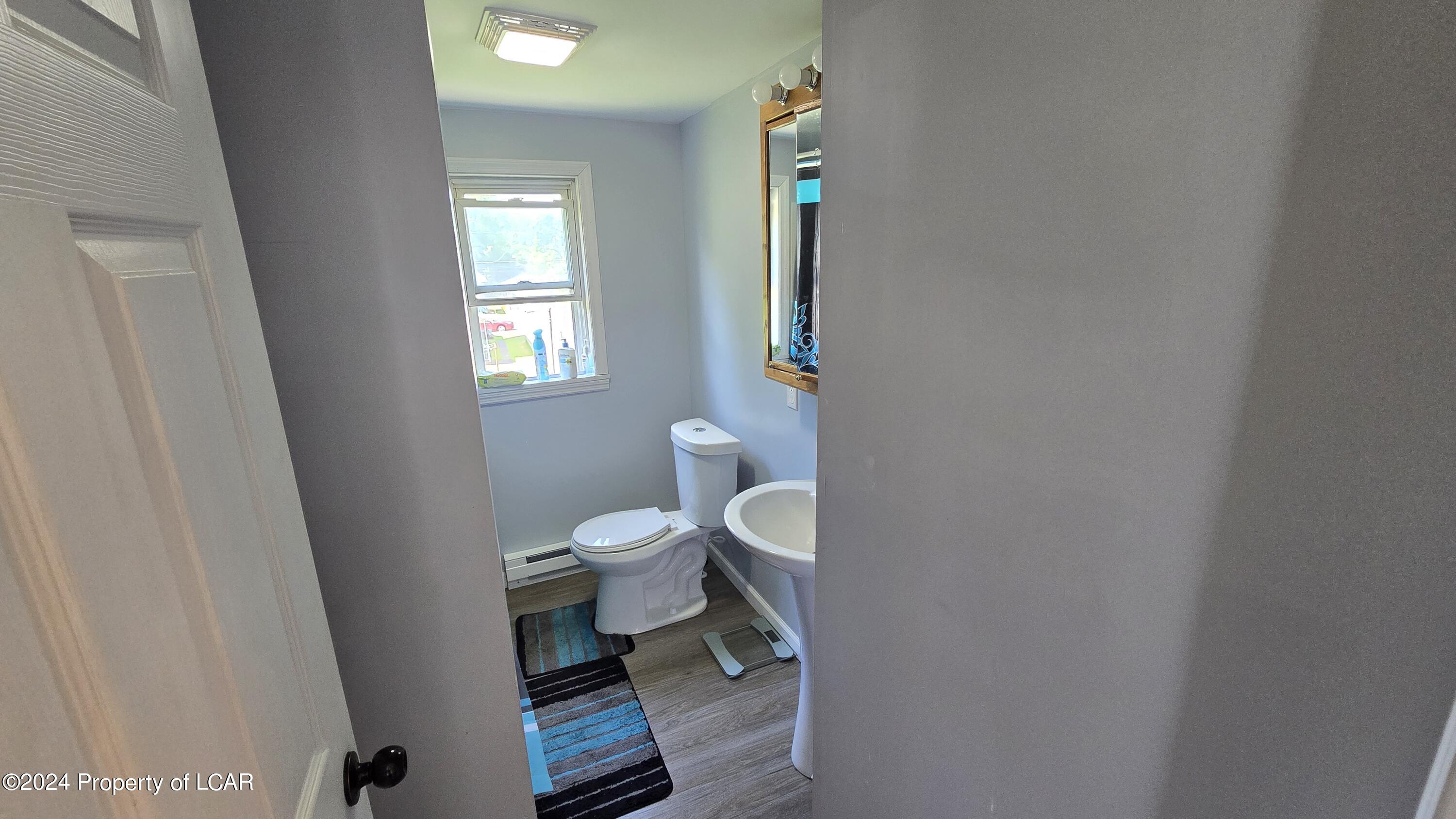 Mocanaqua, Pennsylvania 18655, United States, 8 Bedrooms Bedrooms, ,Residential,Active,56830