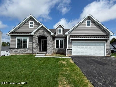 Homes For Sale - 430 Mitchell Avenue<br/> Luzerne County, Mountain Top, PA 18707