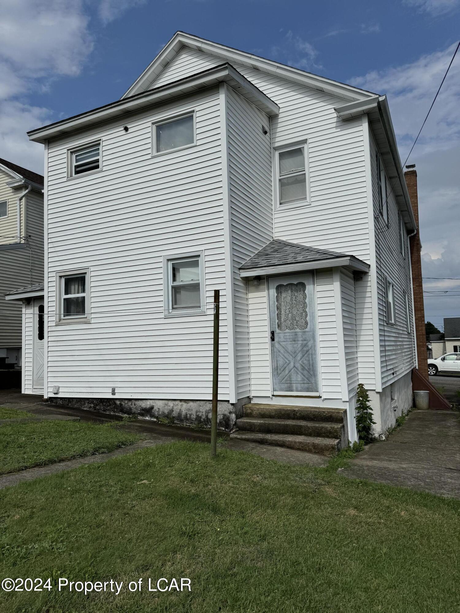 410 Cedar Street, Freeland, Pennsylvania image 3