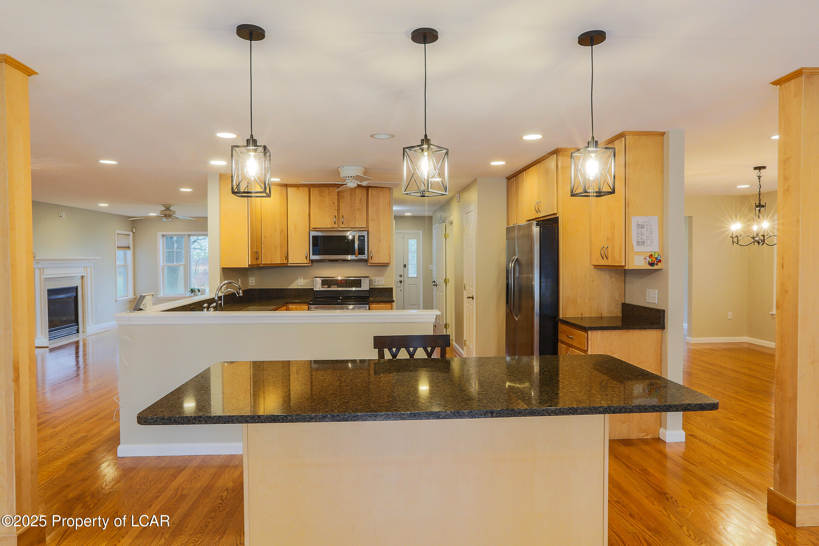 Bear Creek, Pennsylvania 18702, United States, 5 Bedrooms Bedrooms, ,4 BathroomsBathrooms,Residential,Active,119741