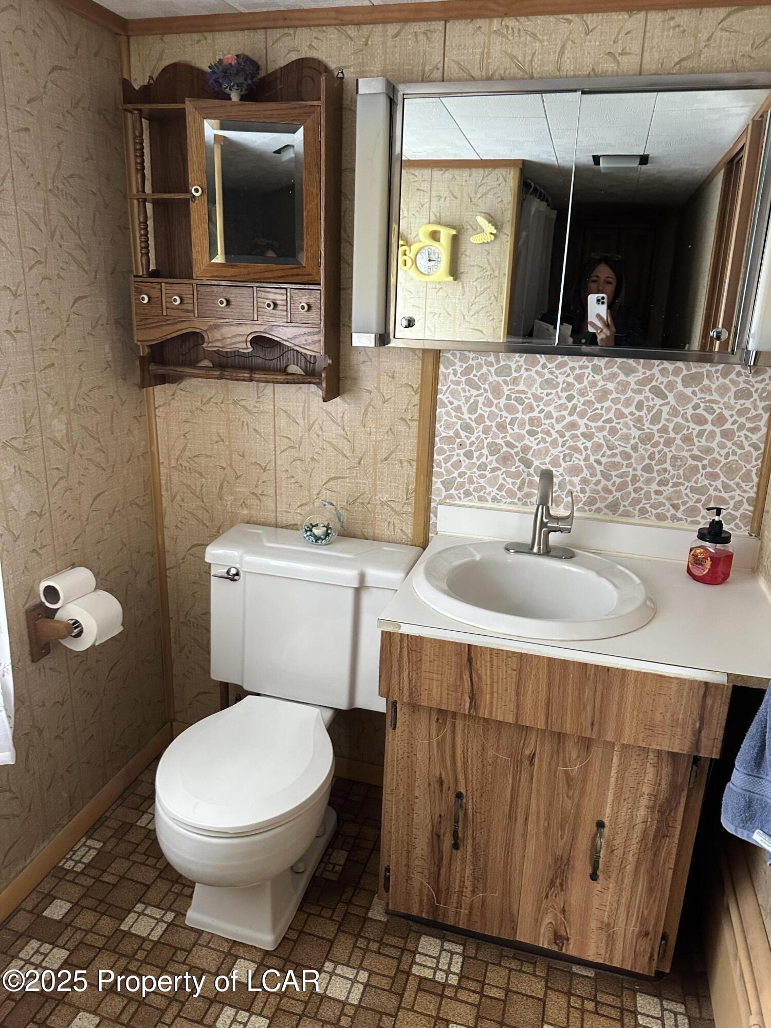 29 Sherman Street, McAdoo, Alaska image 11
