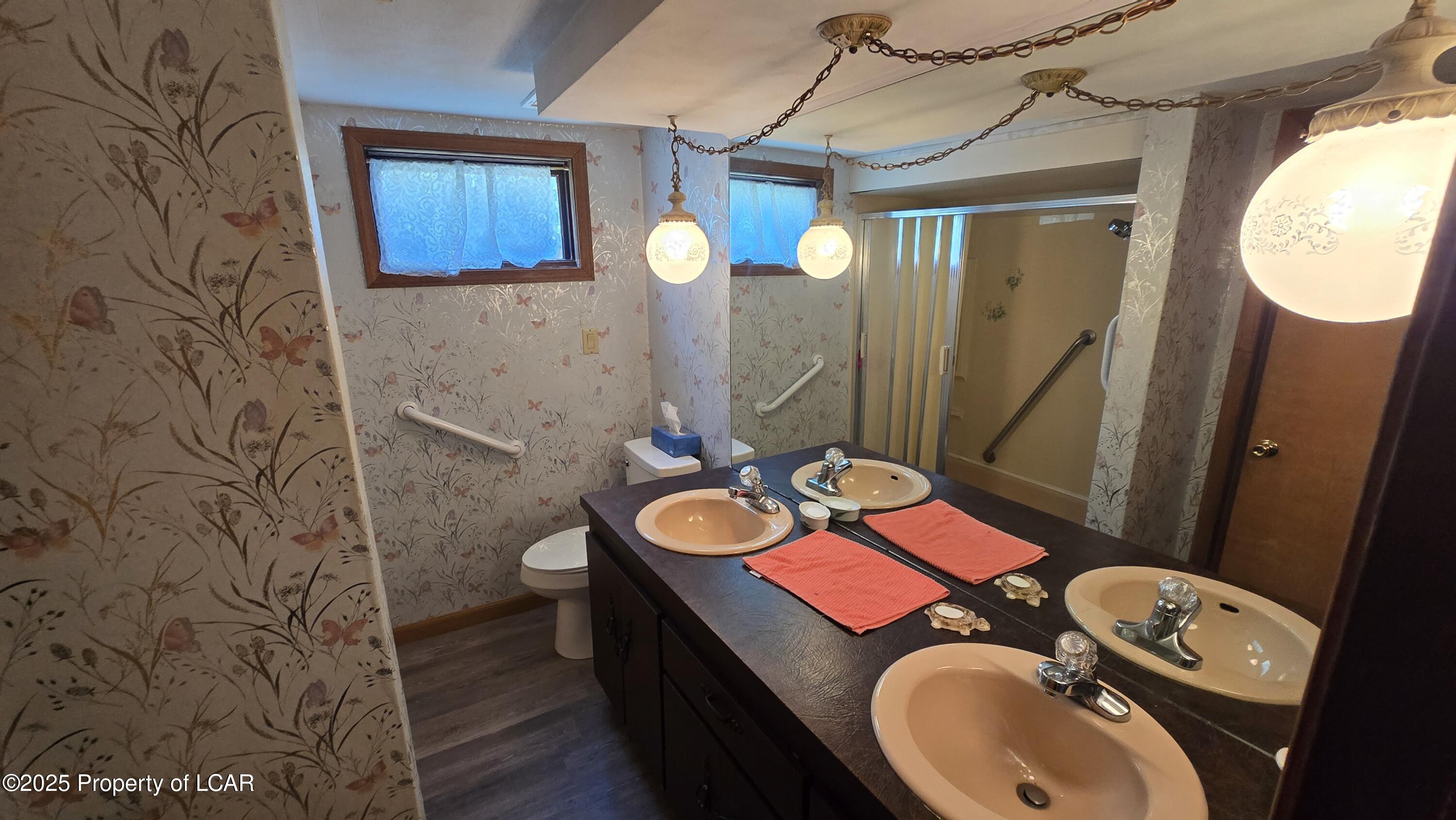 Duryea, Pennsylvania 18642, United States, 3 Bedrooms Bedrooms, ,2 BathroomsBathrooms,Residential,Active,177513