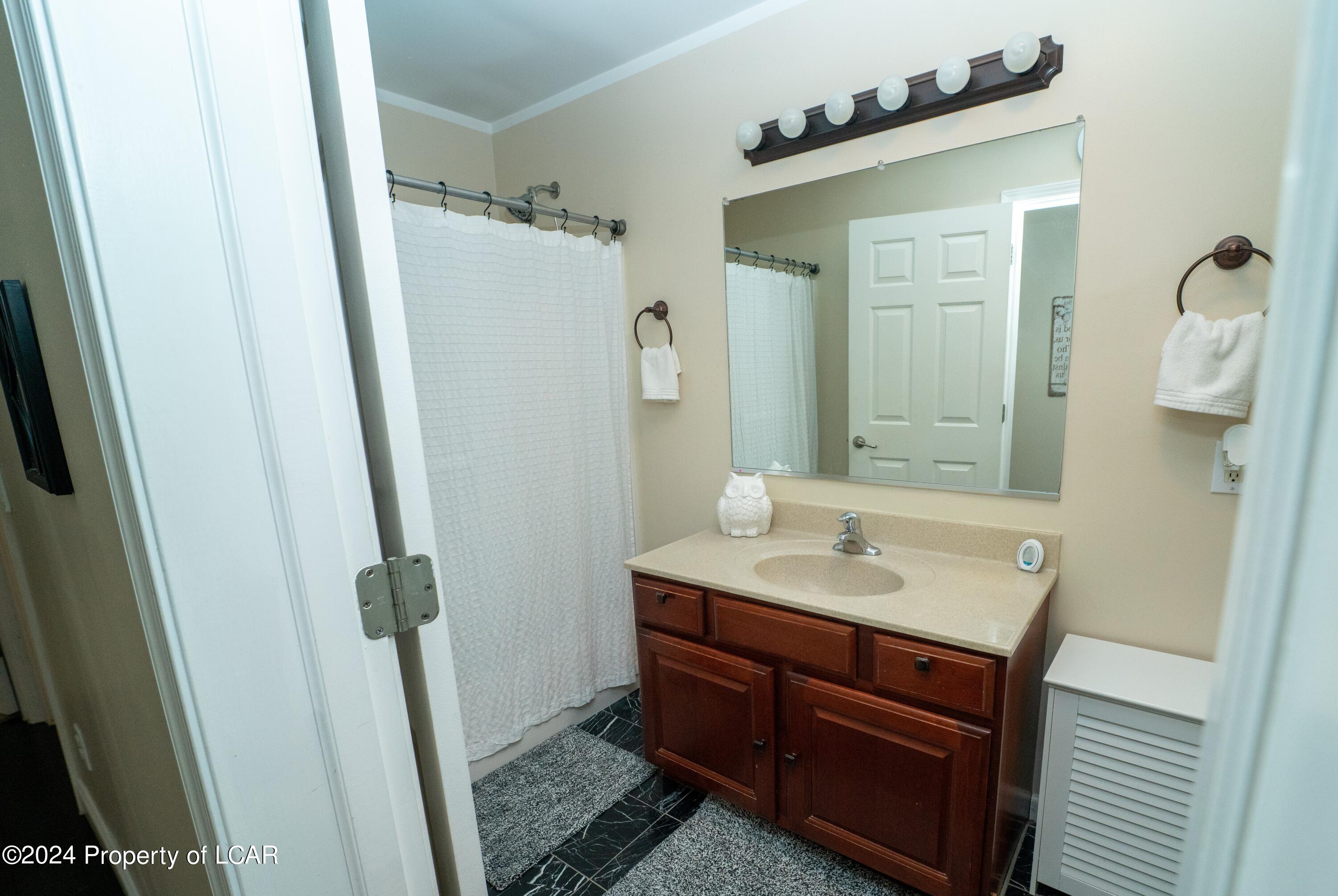 27 Sunset Drive #181, Hazle Twp, Texas image 18