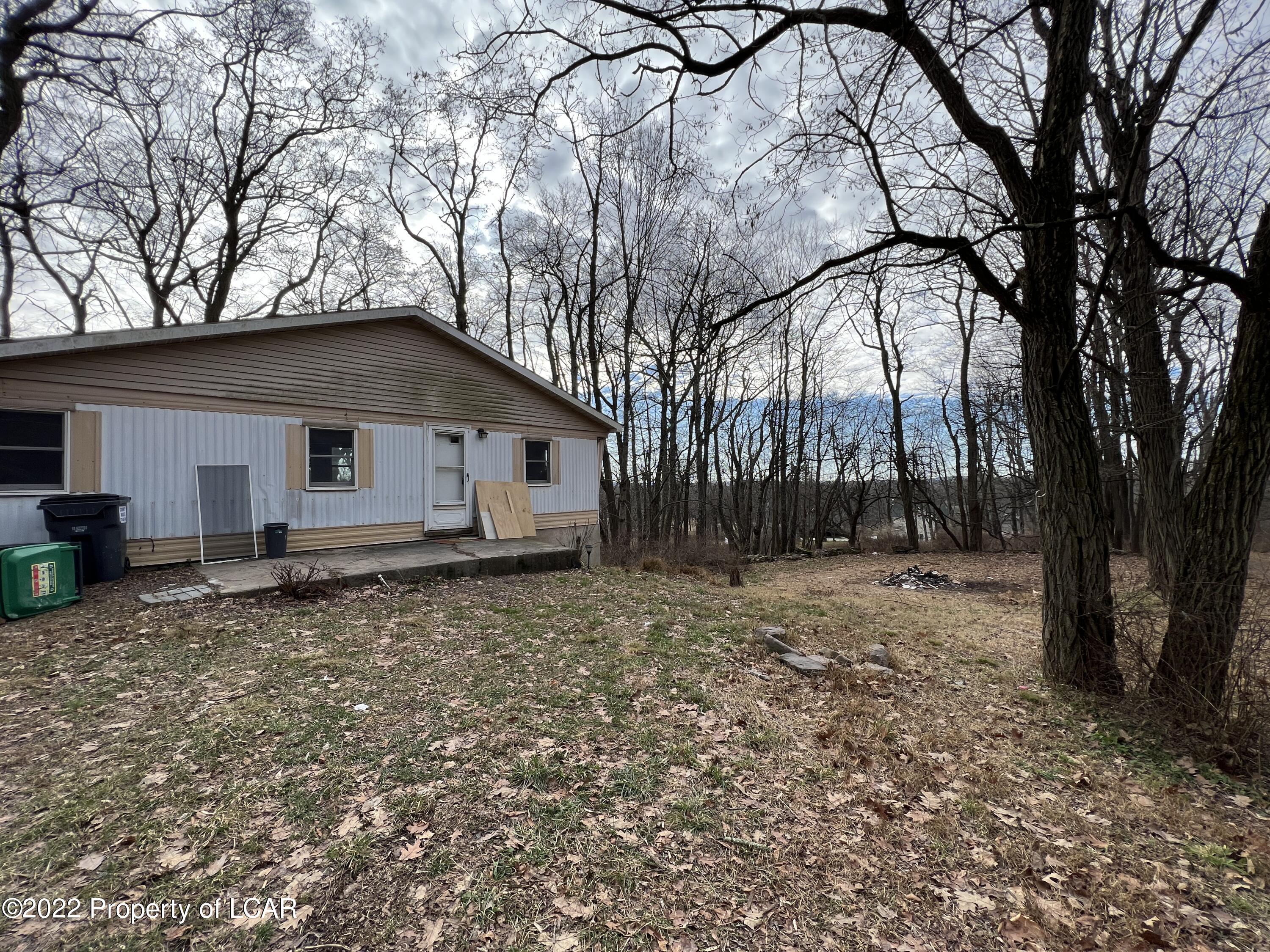 2717 Locust Ridge Road, Pocono Lake, Pennsylvania image 4