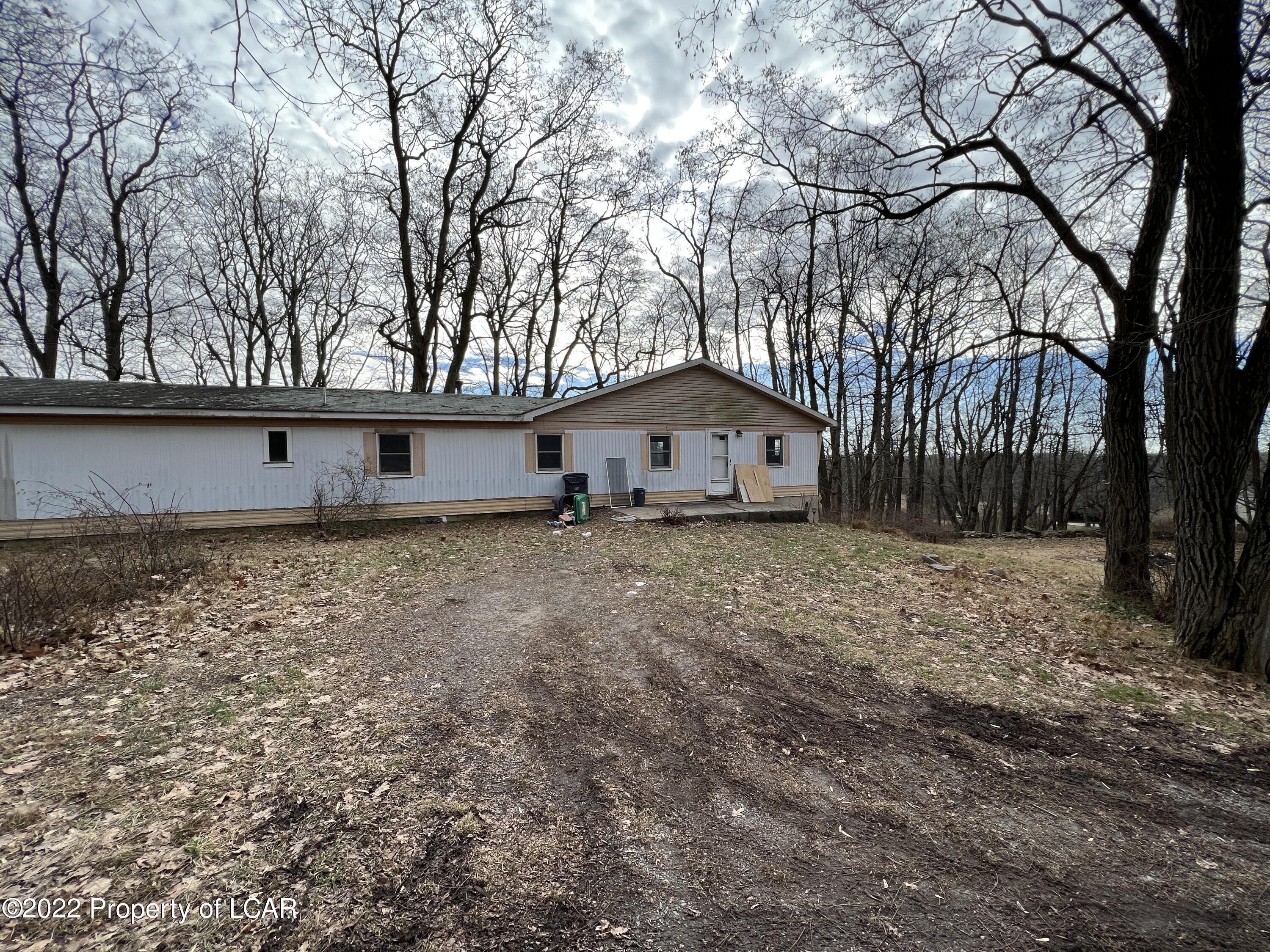 2717 Locust Ridge Road, Pocono Lake, Pennsylvania image 2