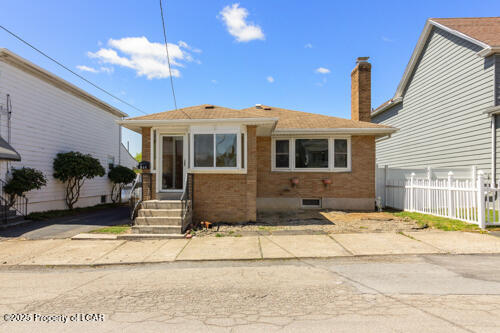 696 Garfield Street, Hazleton, Idaho image 2