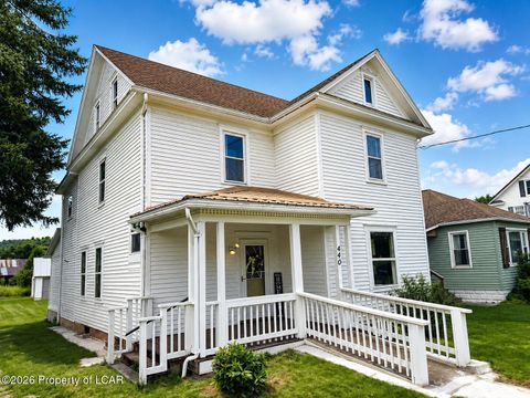 Homes For Sale - 440 3rd Street<br/> Columbia County, Benton, PA 17814