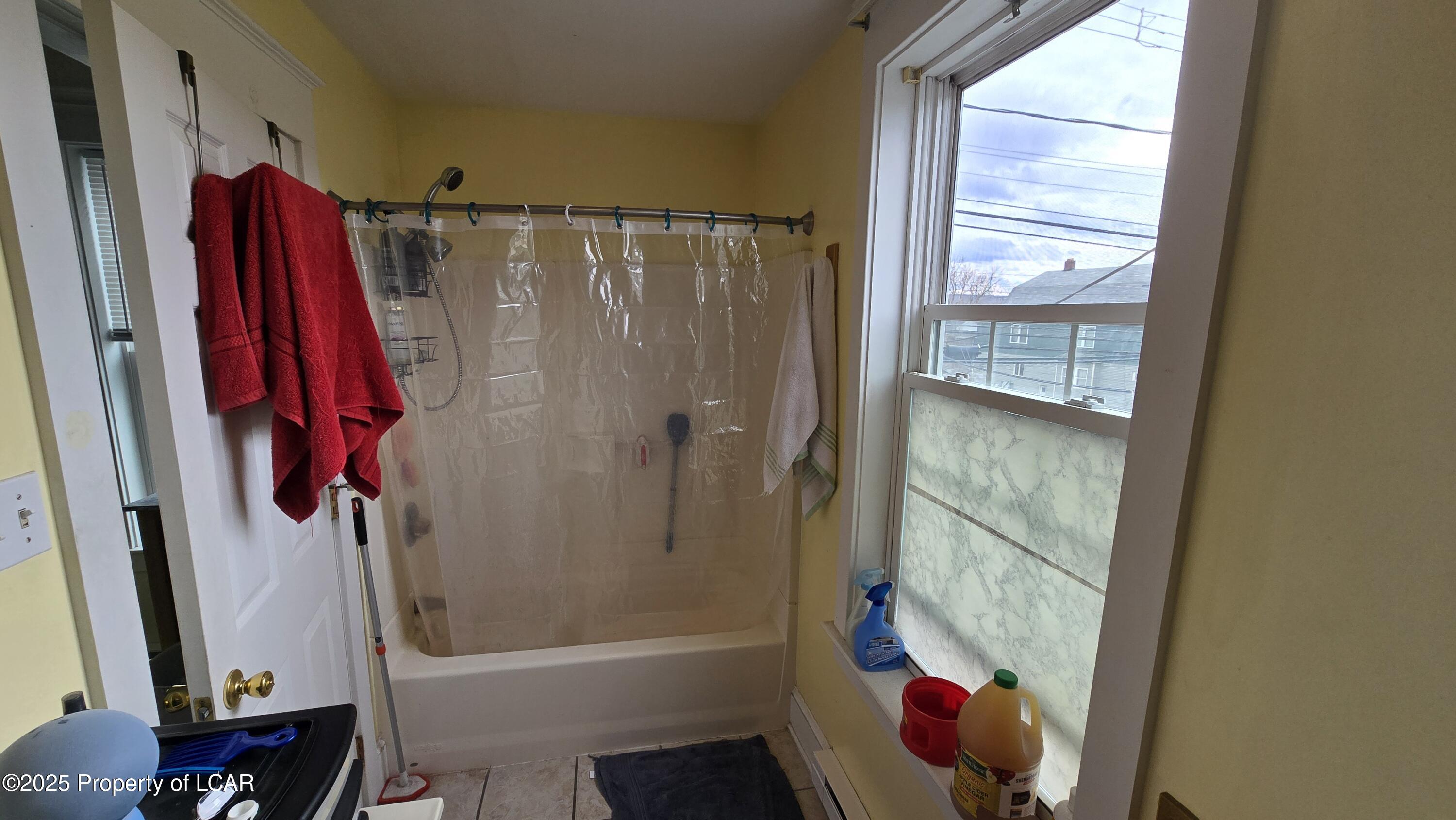 Plymouth, Pennsylvania 18651, United States, 10 Bedrooms Bedrooms, ,7 BathroomsBathrooms,Residential,Active,5190