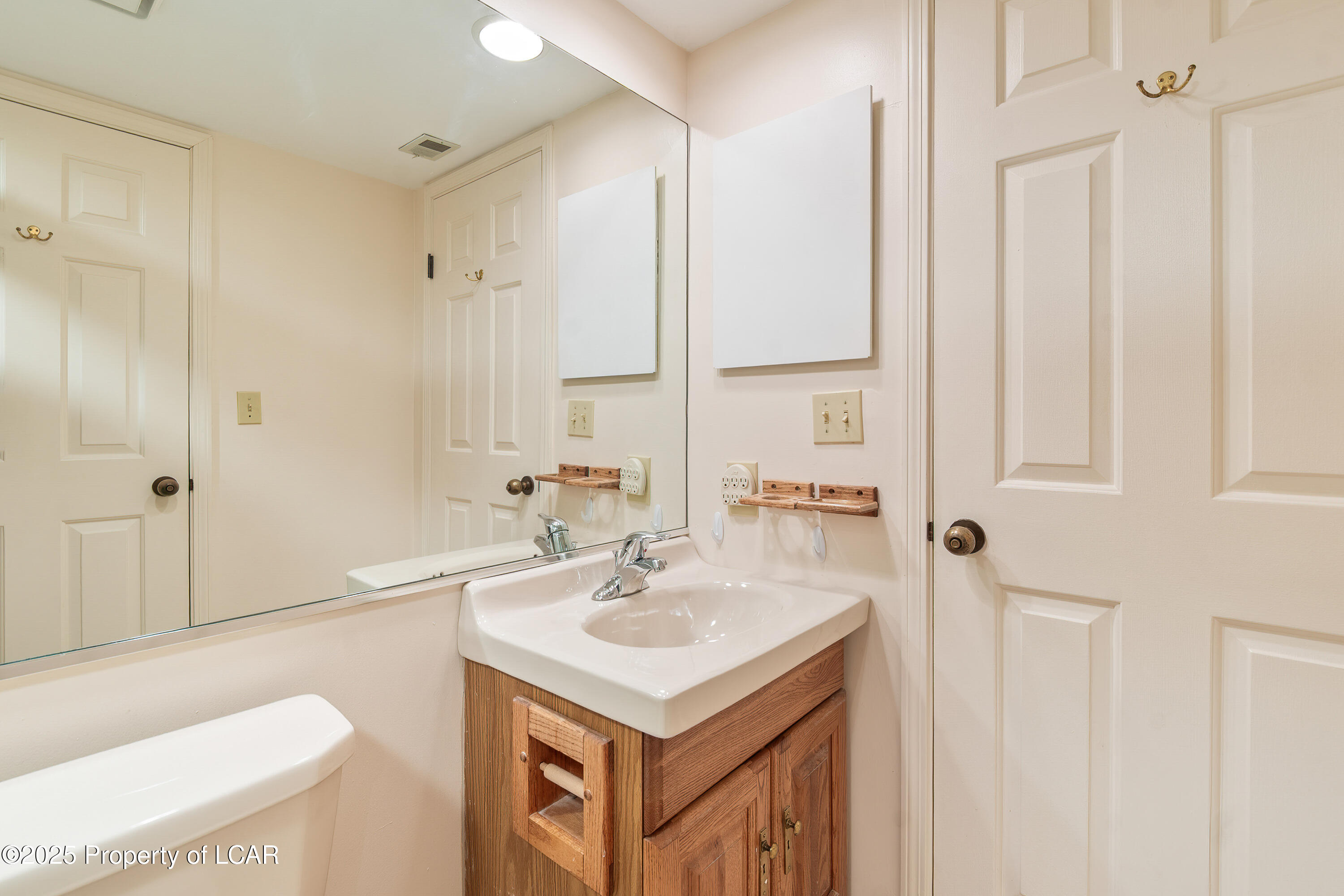 21-201 Midlake Drive, Lake Harmony, Idaho image 15