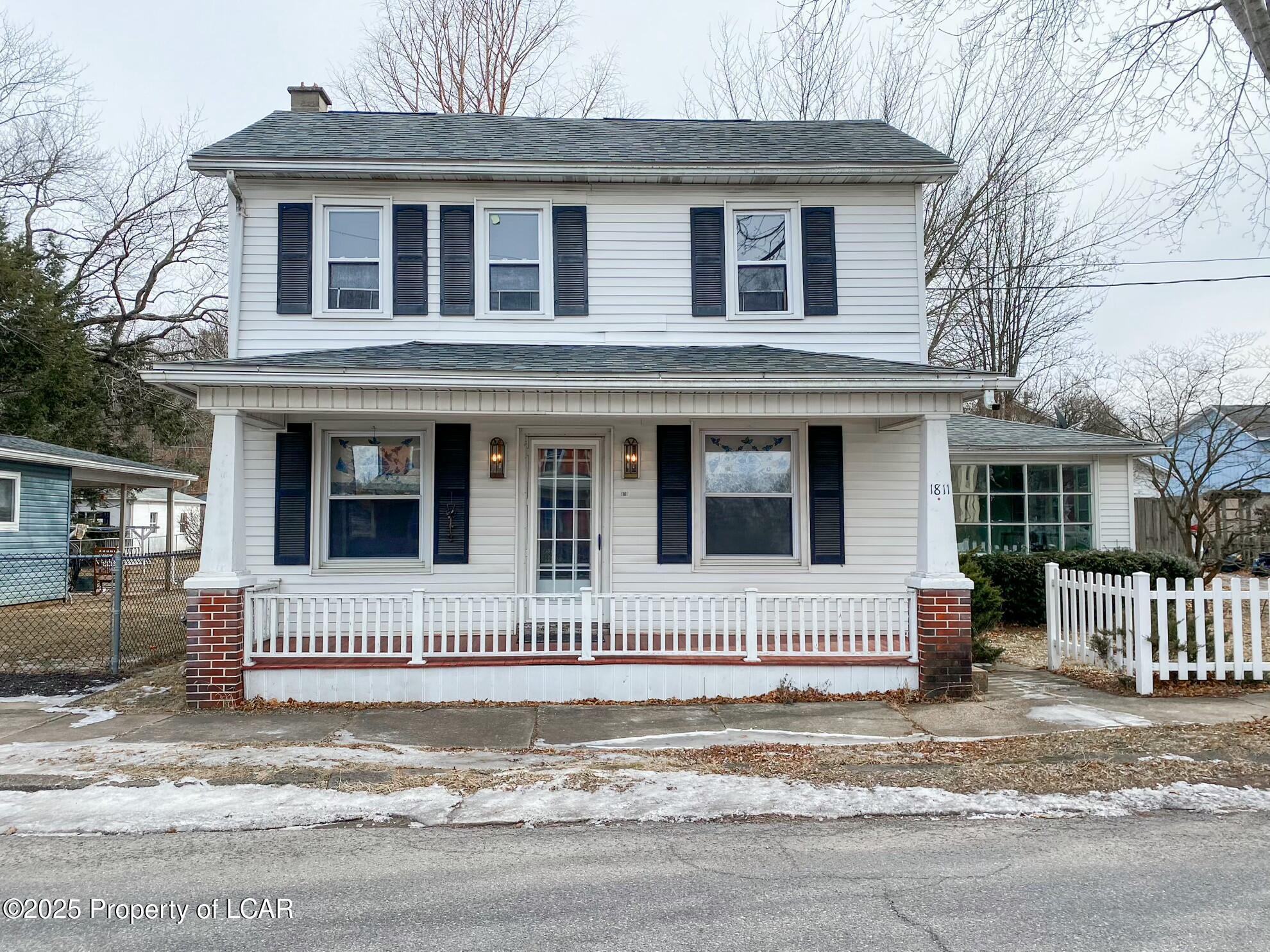 1811 Main Street, Bloomsburg, Pennsylvania image 2