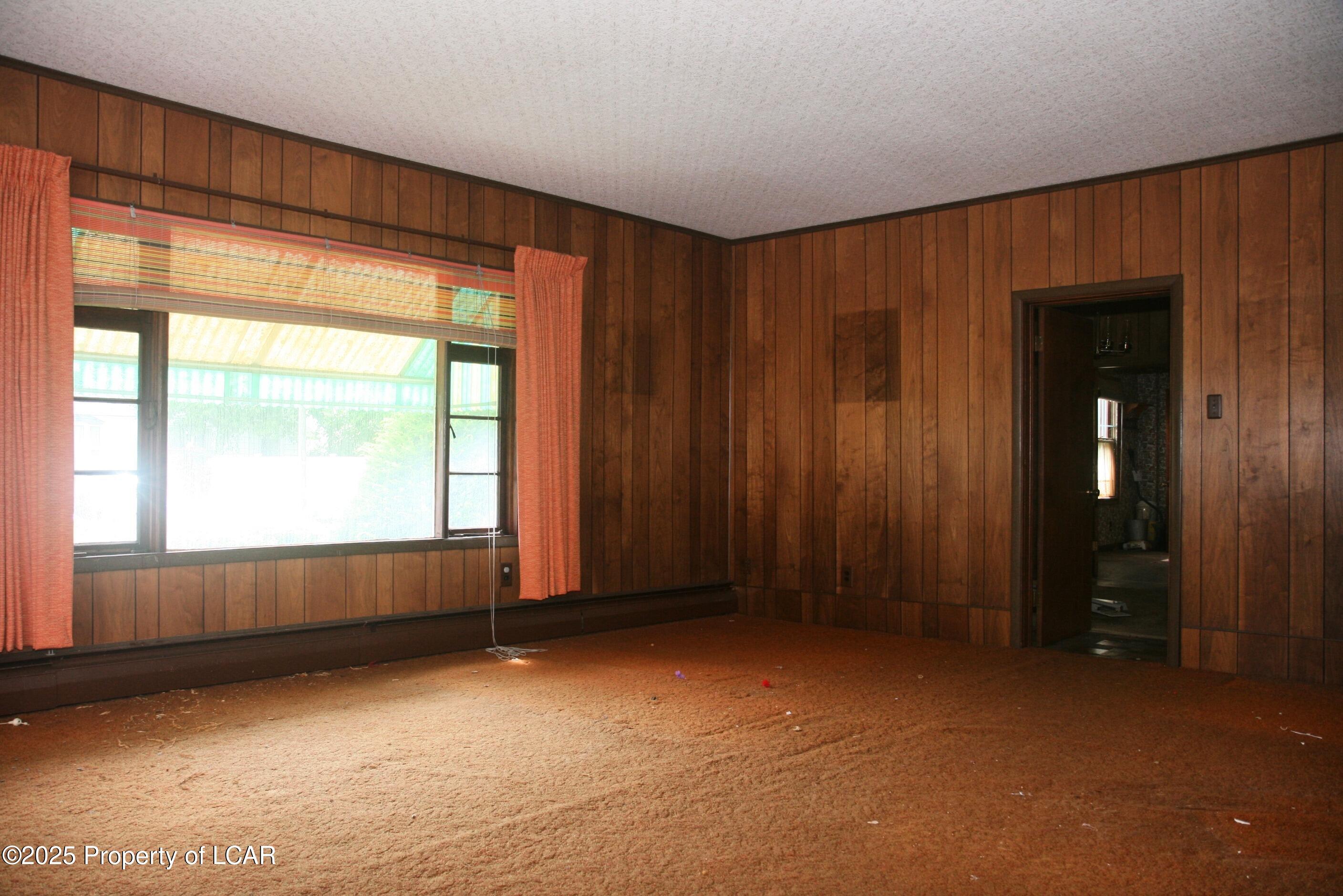 Plymouth, Pennsylvania 18651, United States, 3 Bedrooms Bedrooms, ,1 BathroomBathrooms,Residential,Pending,154875