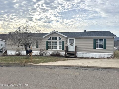 Homes For Sale - 315 Echo Valley Drive<br/> Shavertown, PA 18708