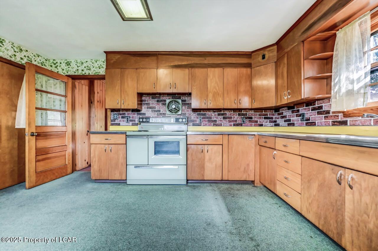 301 E Susquehanna Street, White Haven, Idaho image 12