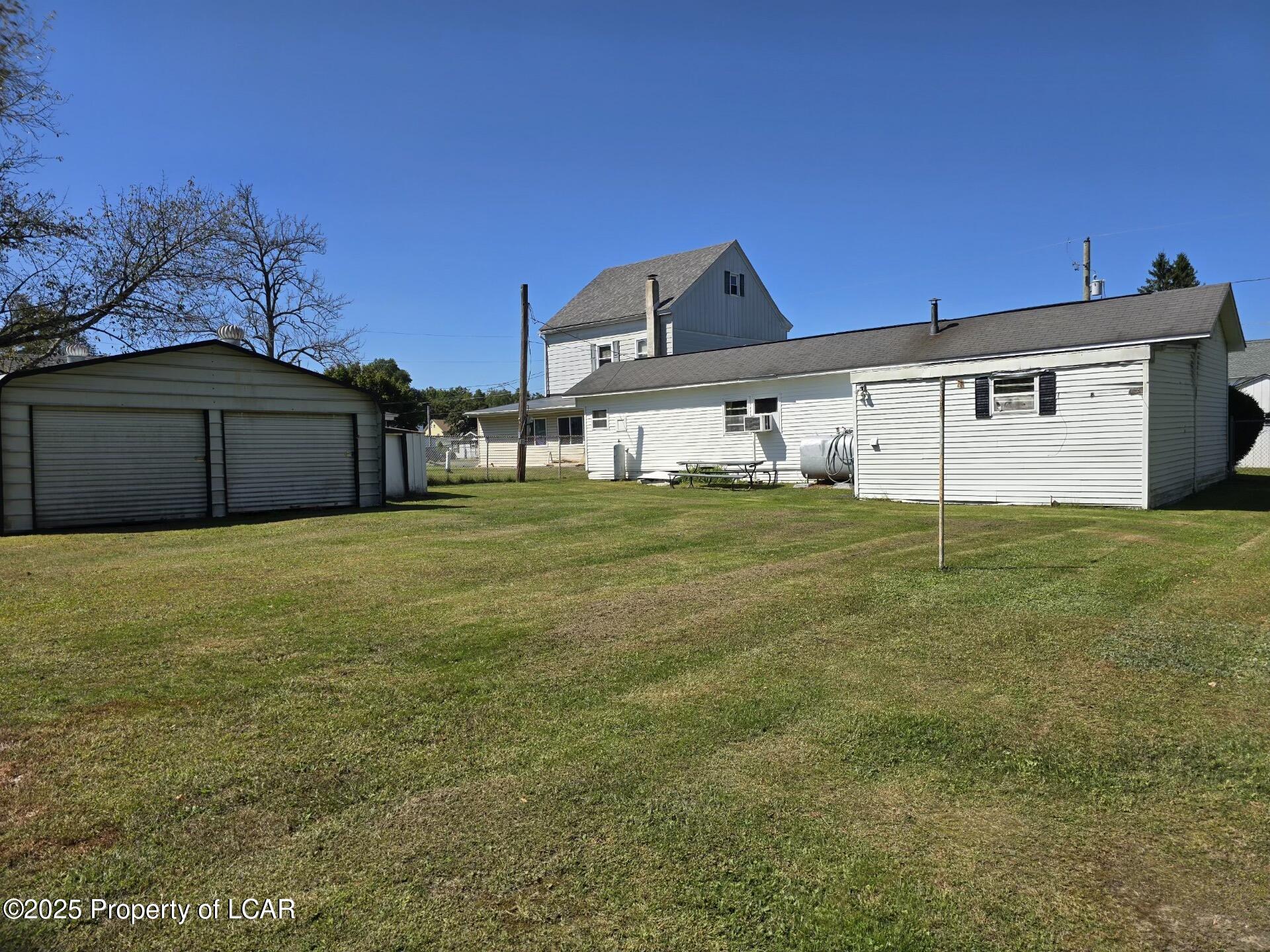 39 Market Street, Sheppton, Pennsylvania image 2