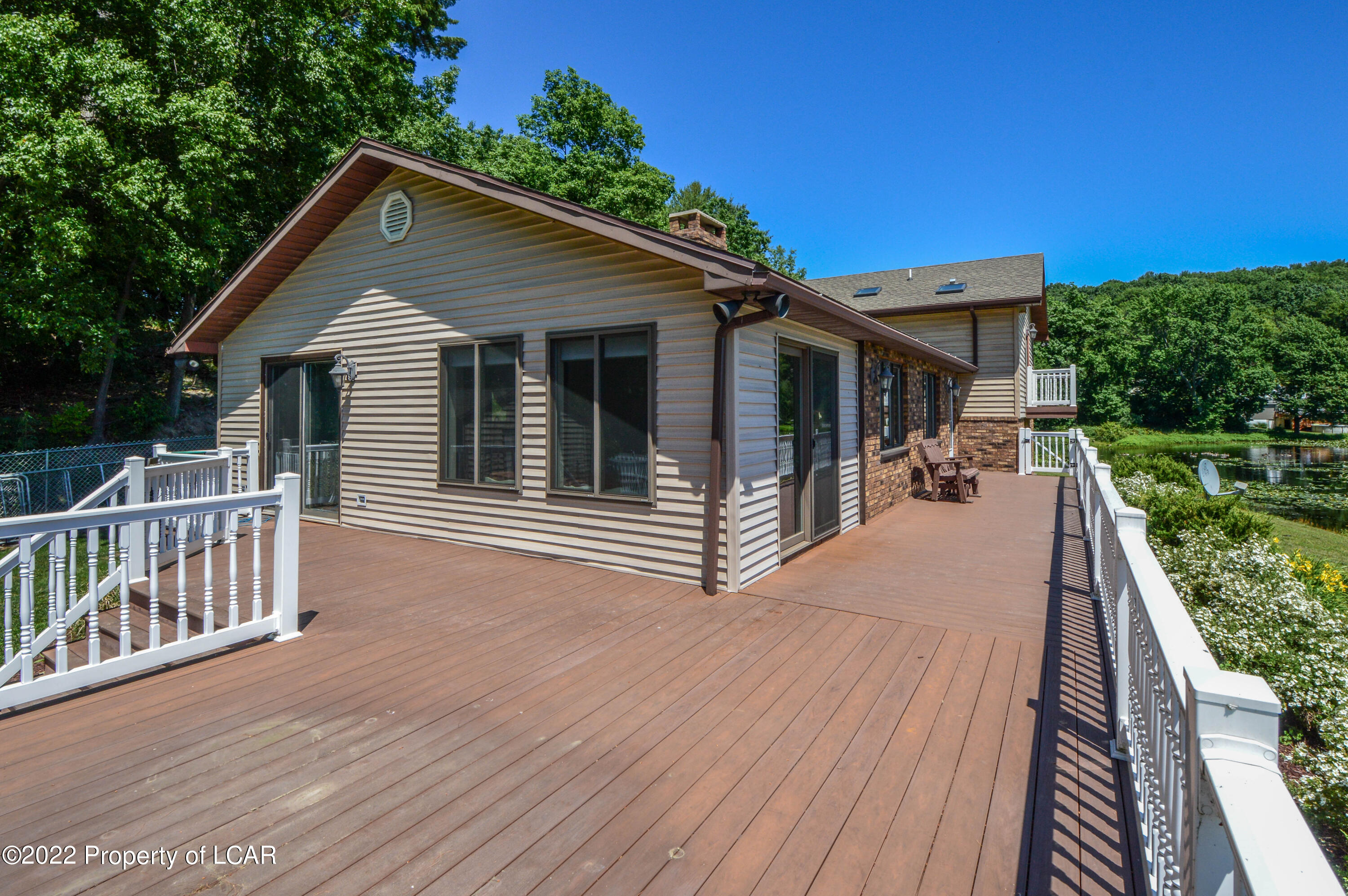 Dallas, Pennsylvania 18612, United States, 3 Bedrooms Bedrooms, ,2 BathroomsBathrooms,Residential,Active,234456