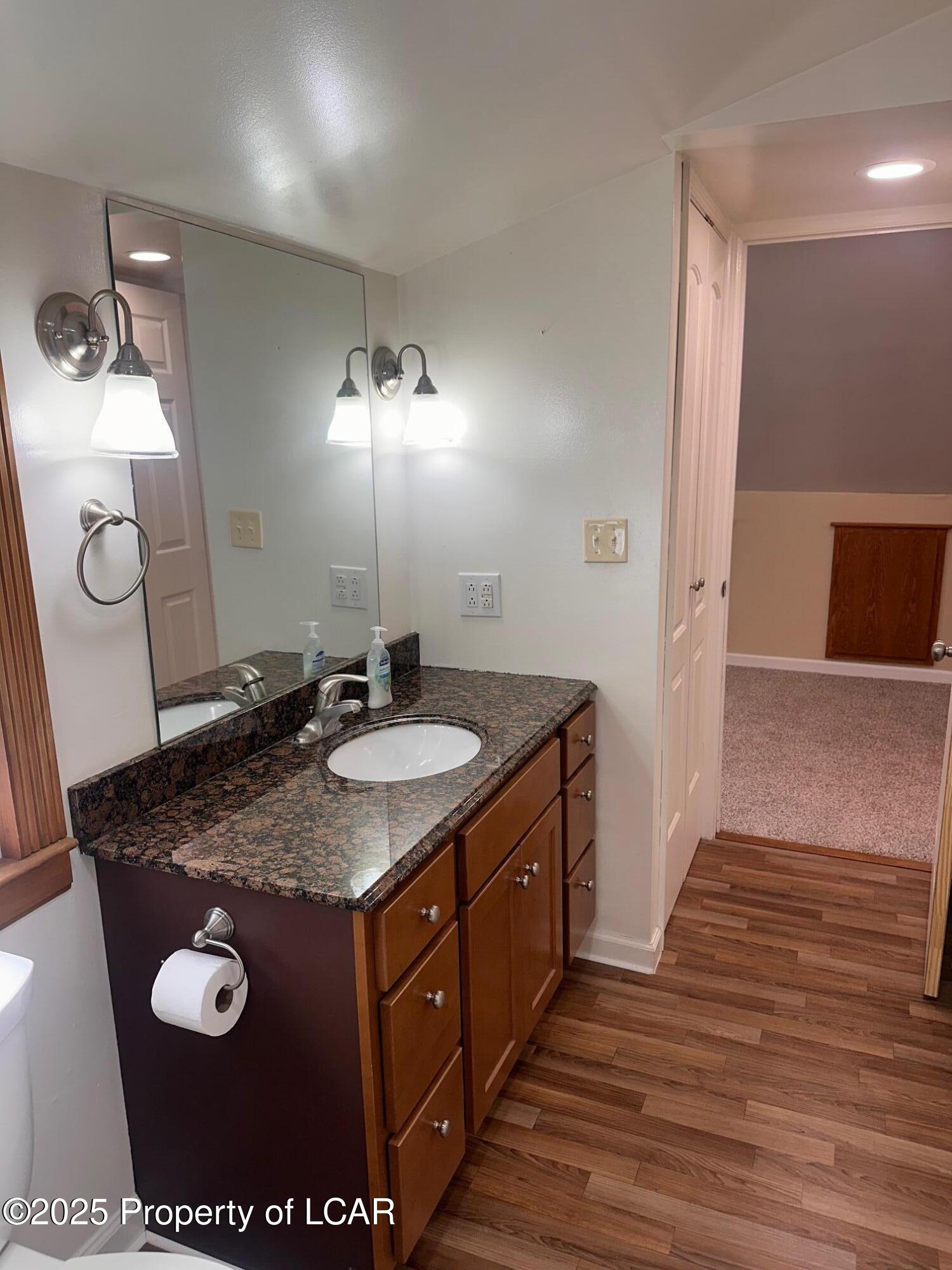 Shavertown, Pennsylvania 18708, United States, 1 Bedroom Bedrooms, ,1 BathroomBathrooms,Residential,Active,218728