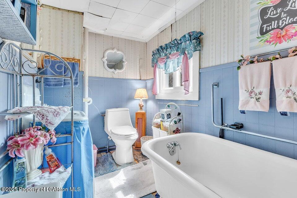 1079 Sutton Creek Road #A, Dallas, Texas image 31