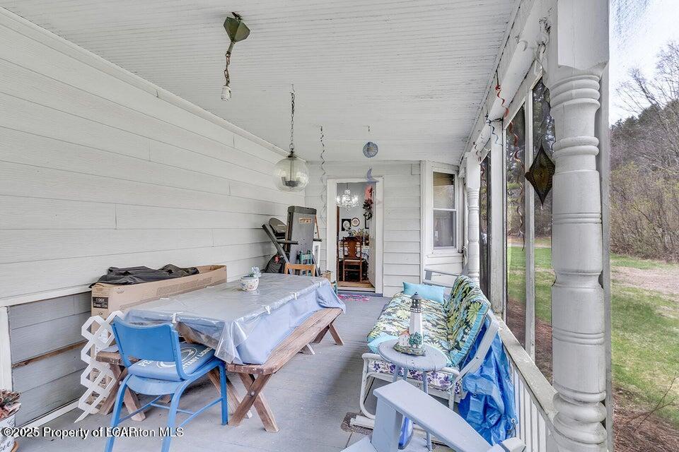 1079 Sutton Creek Road #A, Dallas, Texas image 38