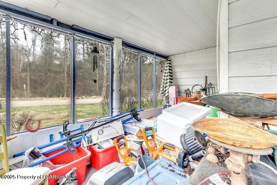1079 Sutton Creek Road #A, Dallas, Texas image 36