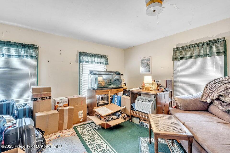 1079 Sutton Creek Road #A, Dallas, Texas image 19