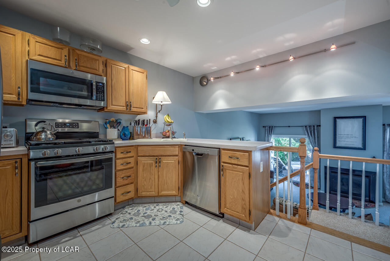 82 Grandville Drive, Swoyersville, Texas image 4