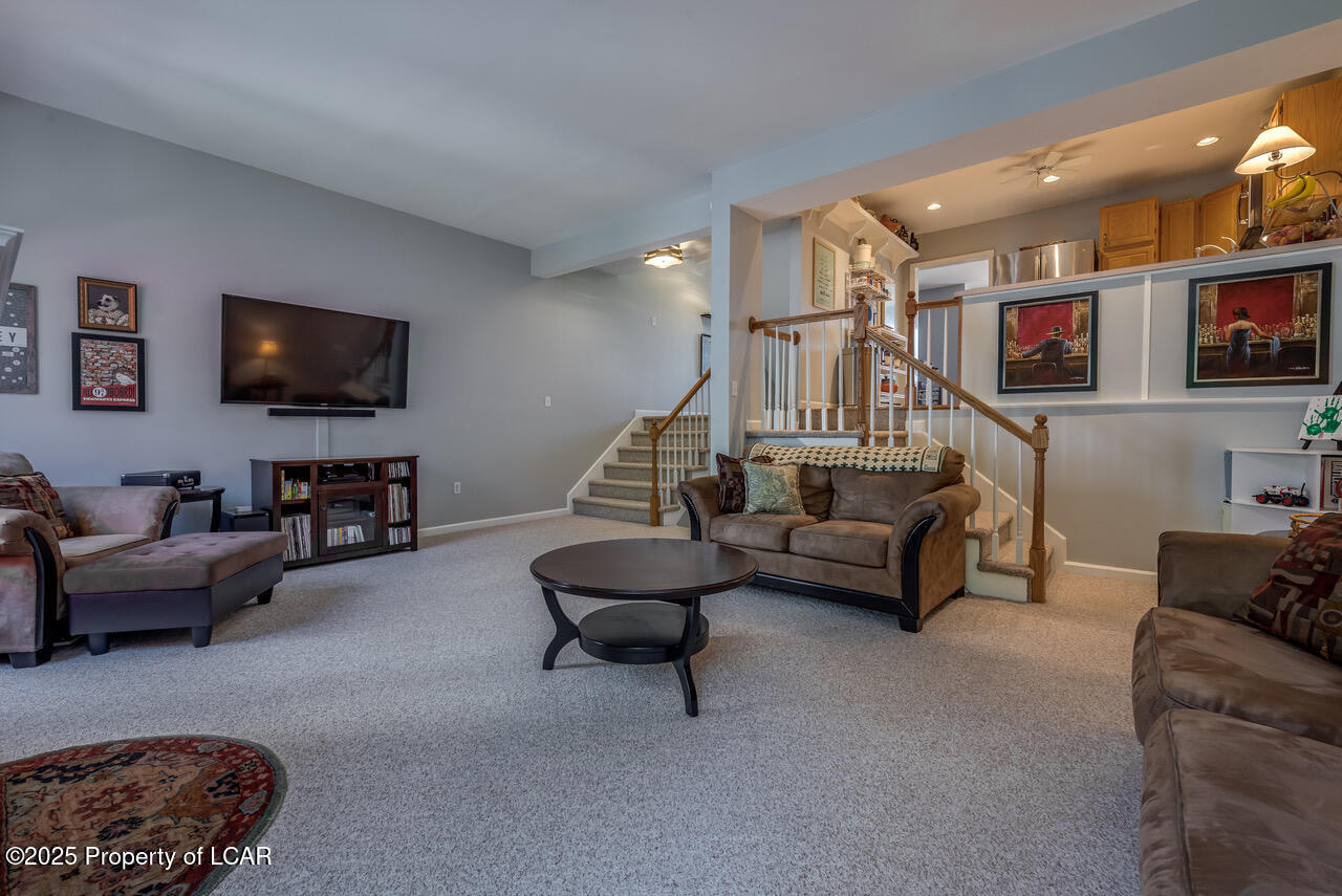 82 Grandville Drive, Swoyersville, Texas image 3