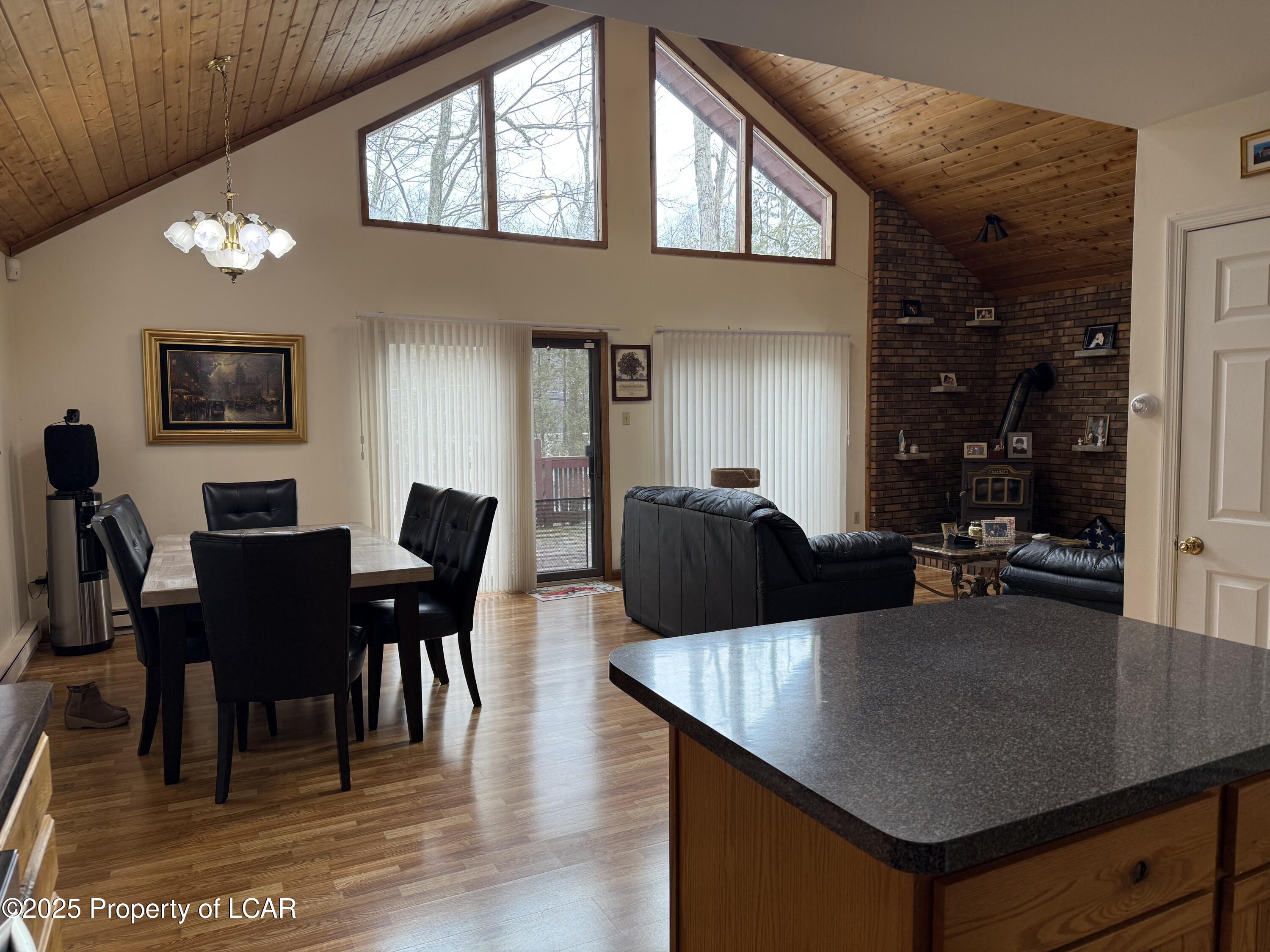 220 Four Seasons Drive, Drums, Pennsylvania image 3