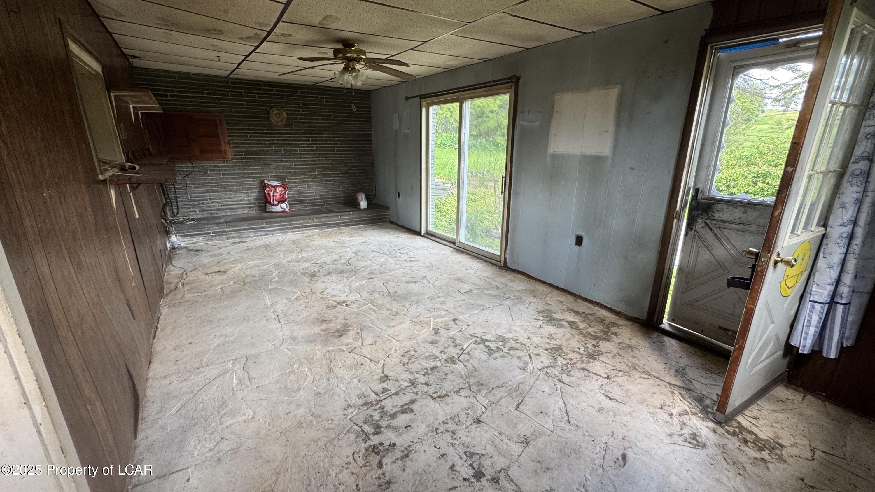 4591 Pa-367 Loop, Montrose, Texas image 19