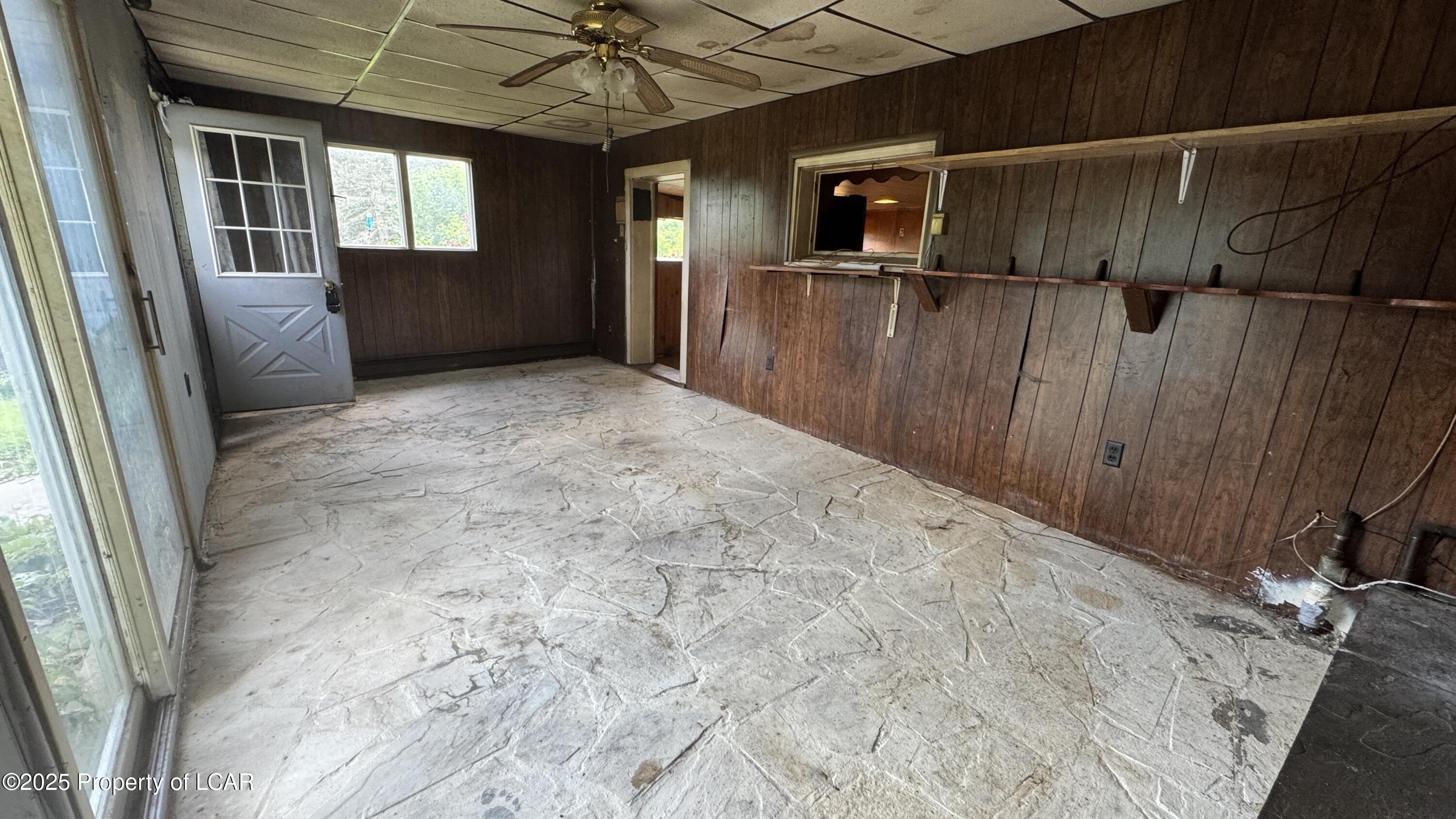 4591 Pa-367 Loop, Montrose, Texas image 20