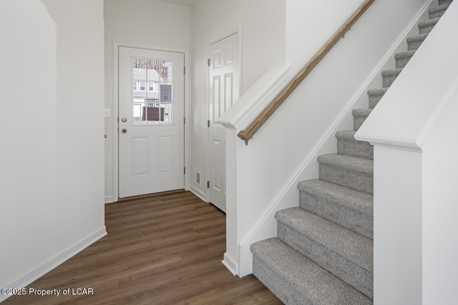 387 Long Run Road, Drums, Pennsylvania image 13