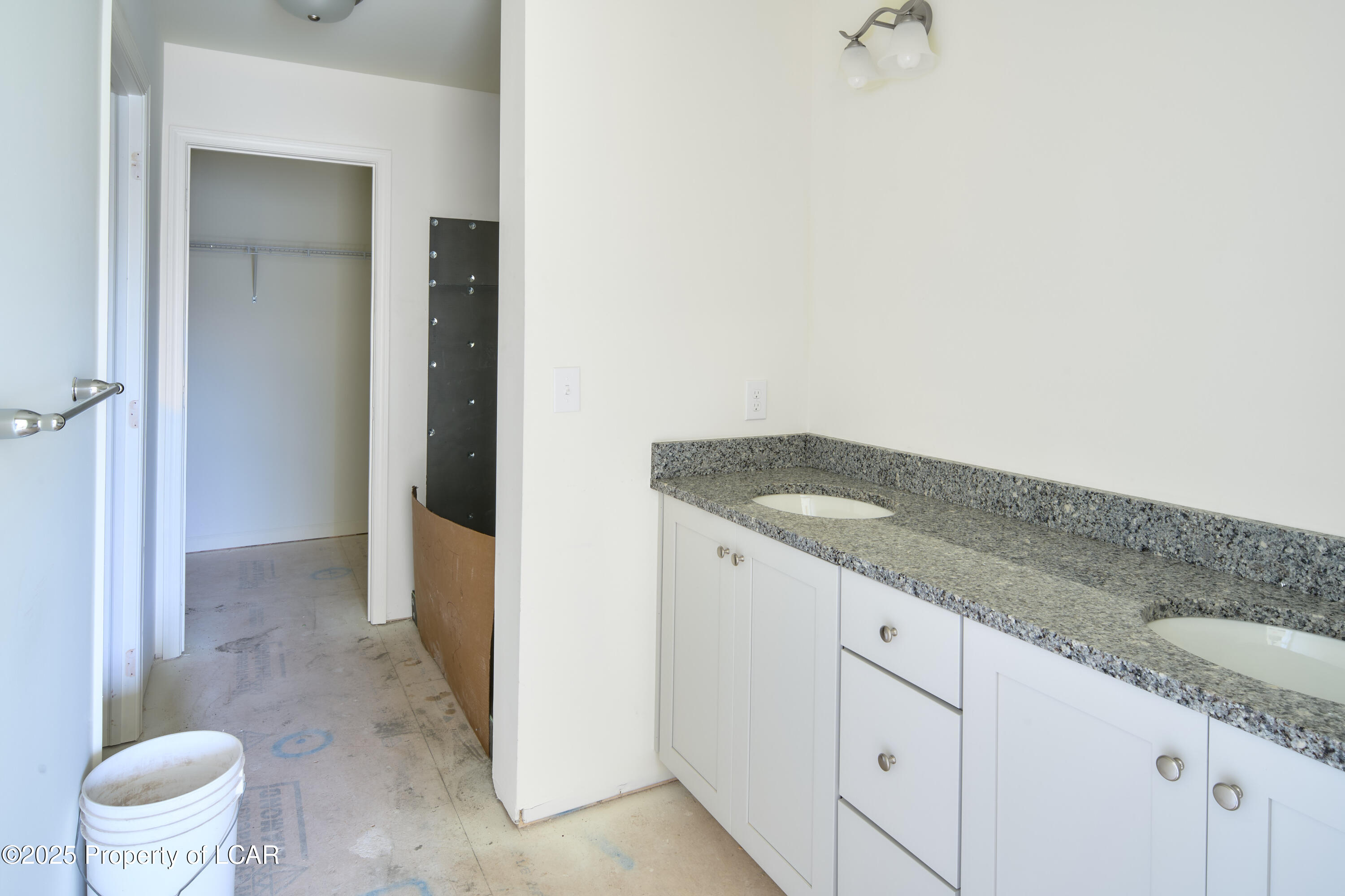 387 Long Run Road, Drums, Pennsylvania image 24