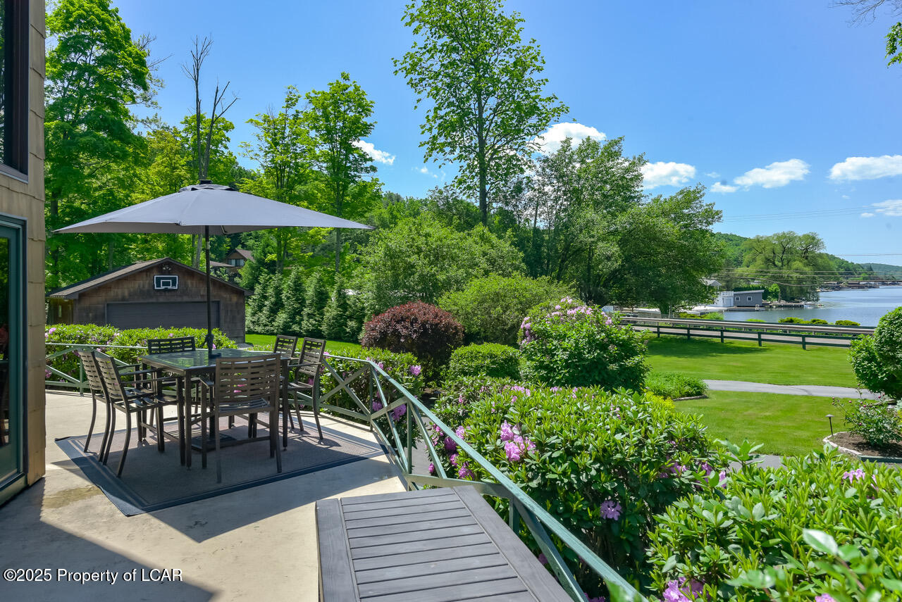 1052 Lakeside Drive, Harveys Lake, Pennsylvania image 44