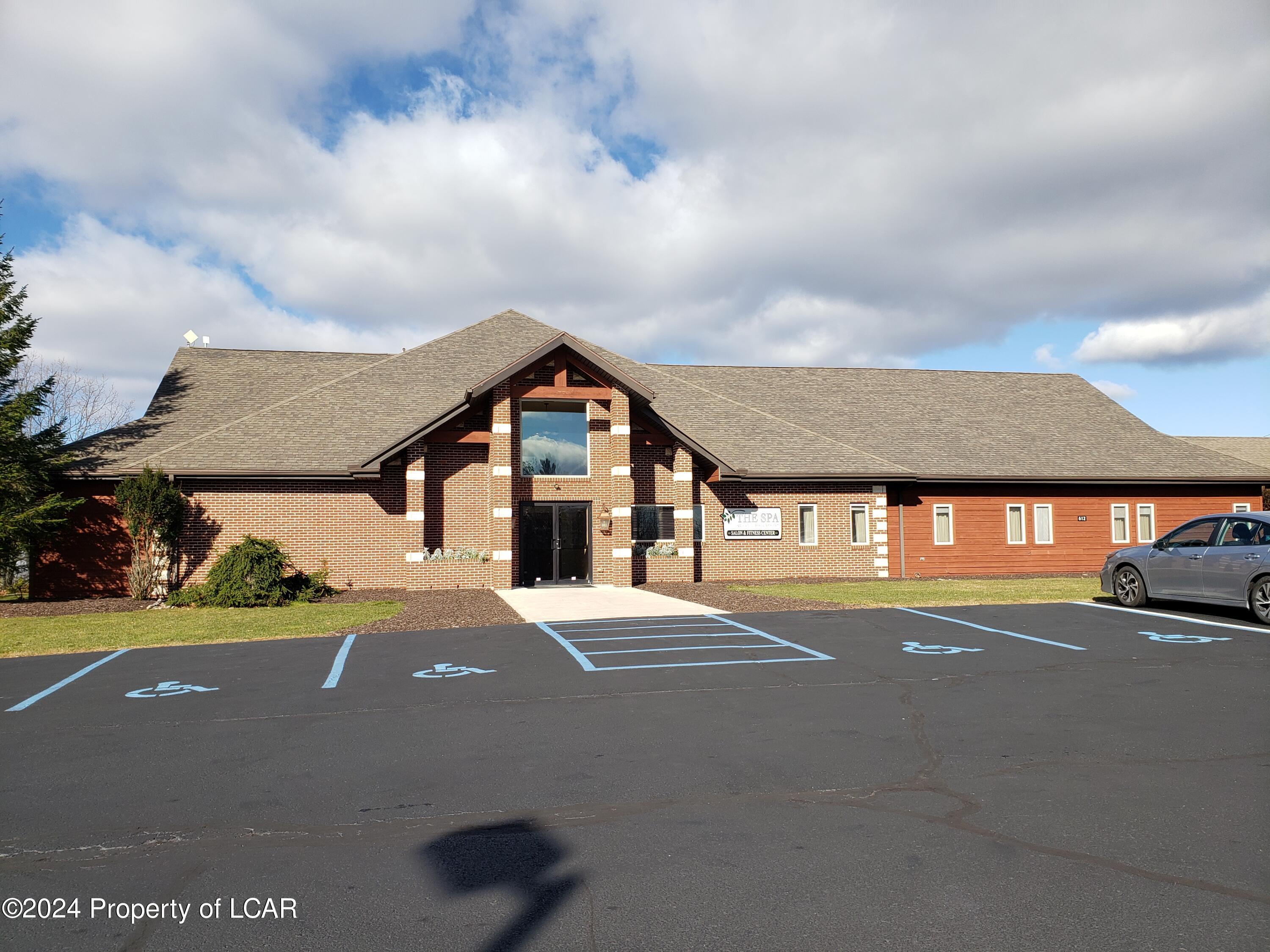 Arapahoe Lane, Hazleton, Pennsylvania image 11