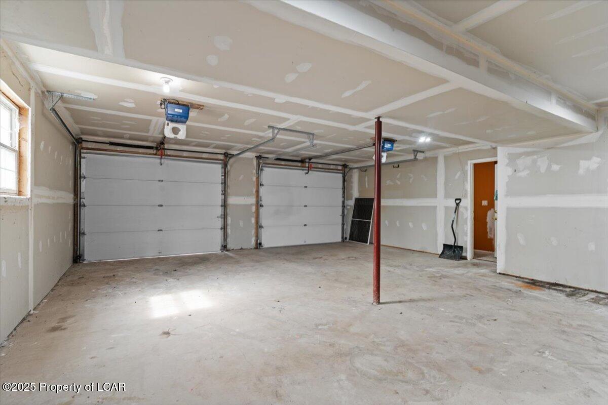 277 Snow Valley Drive, Drums, Texas image 23