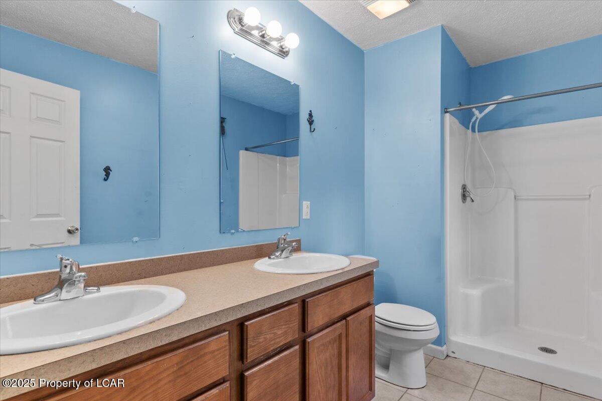 277 Snow Valley Drive, Drums, Texas image 13